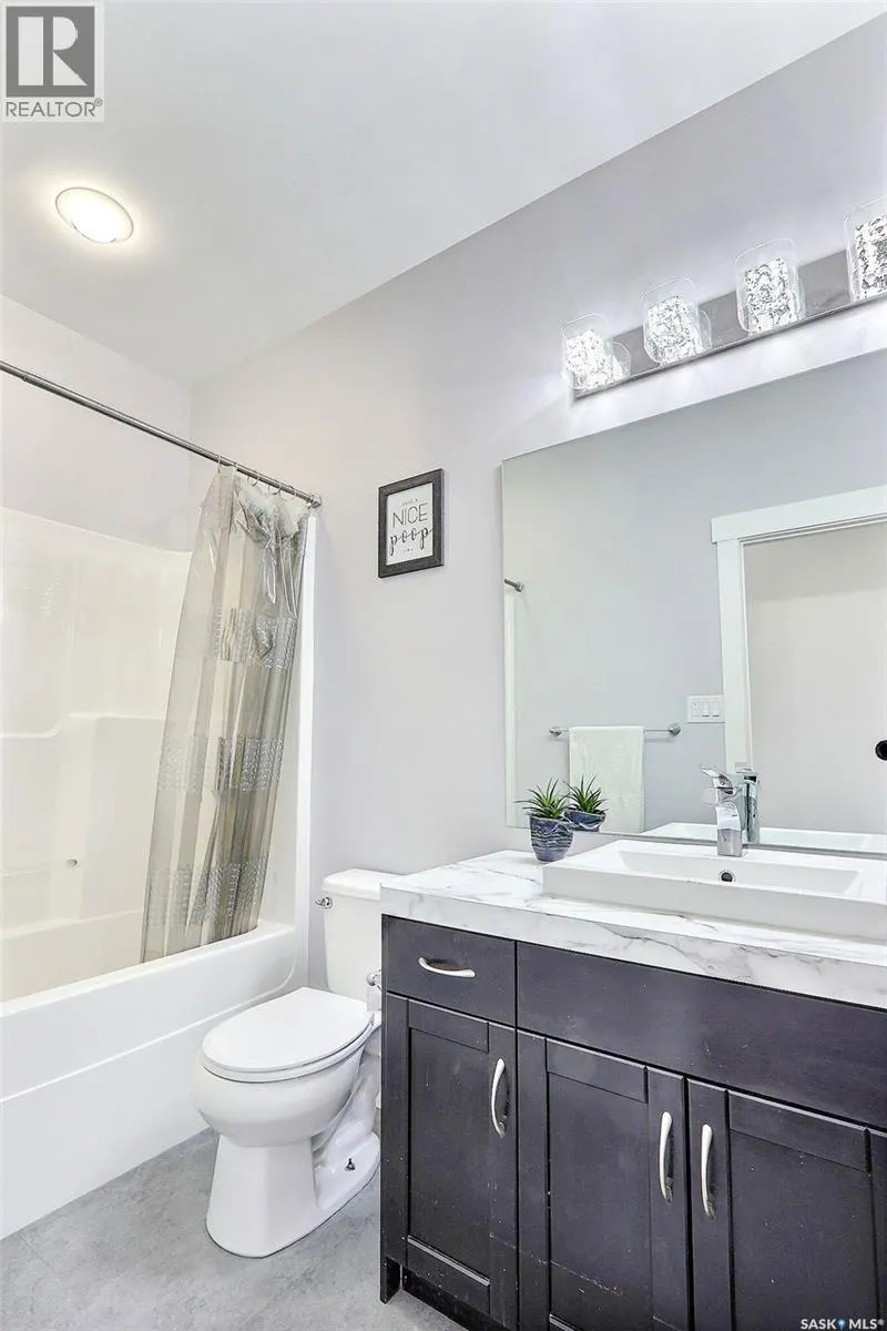 1 Borrowman PLACE