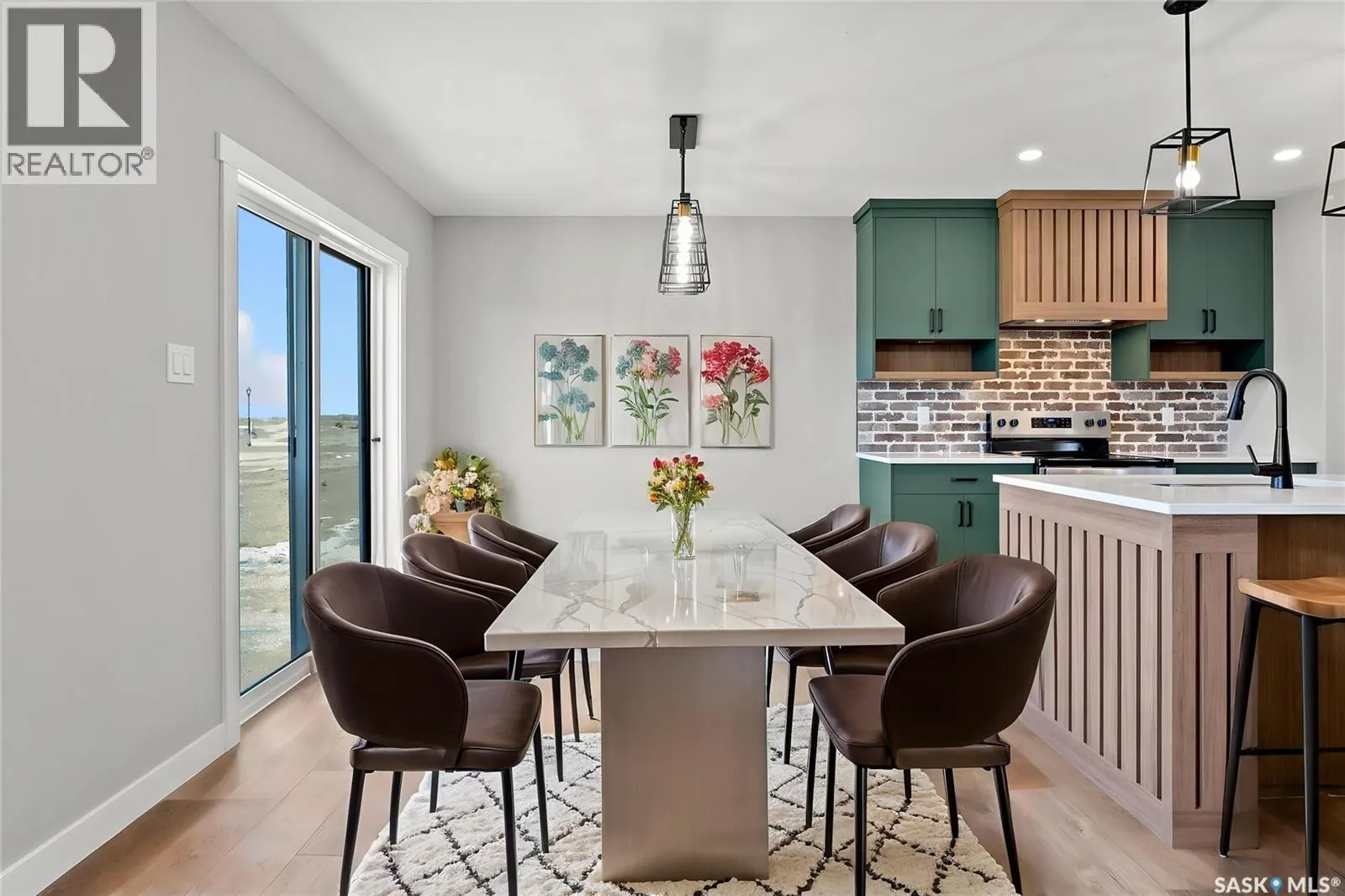403 Kinloch CRESCENT