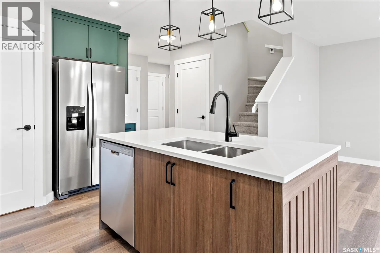 403 Kinloch CRESCENT