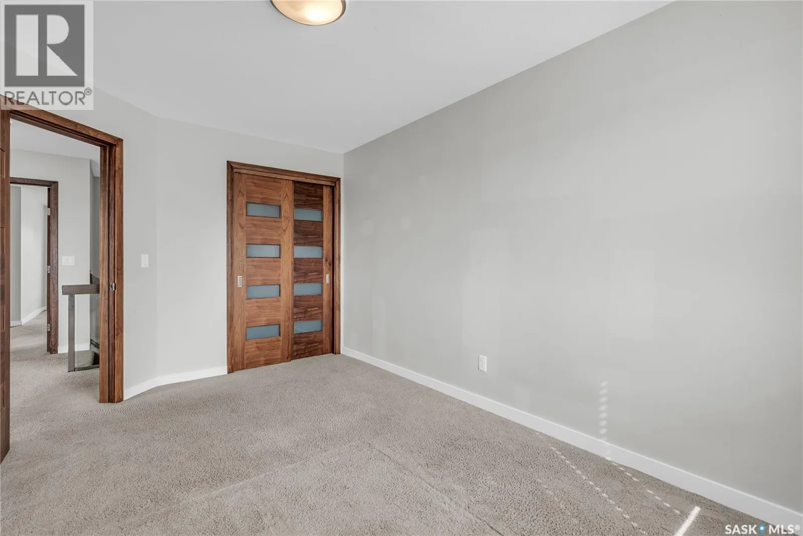 101 1303 Paton CRESCENT