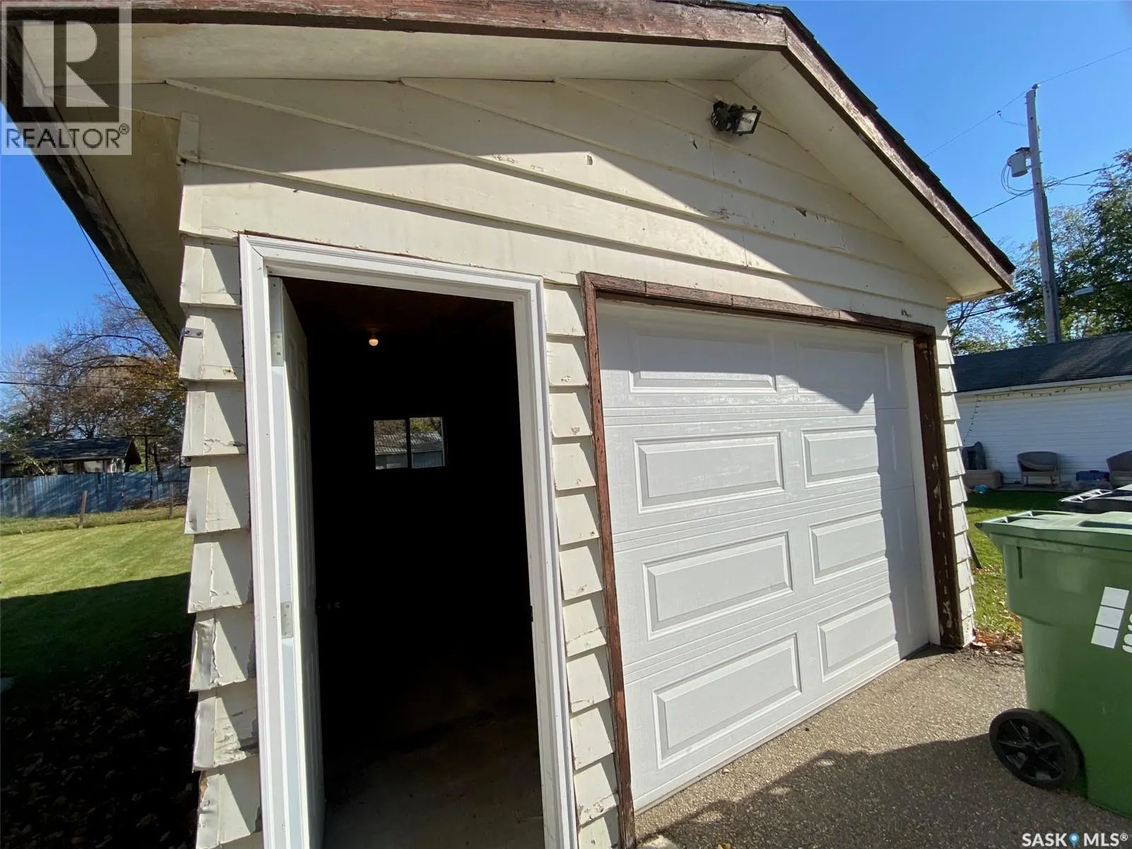 269 Maple AVENUE
