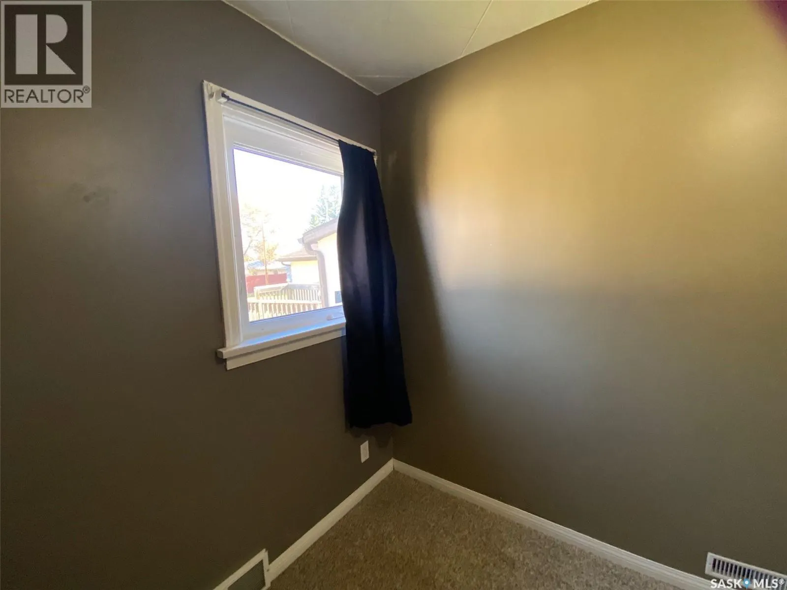 269 Maple AVENUE