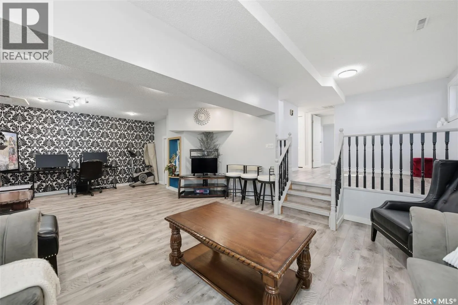 1010 Haslam CRESCENT