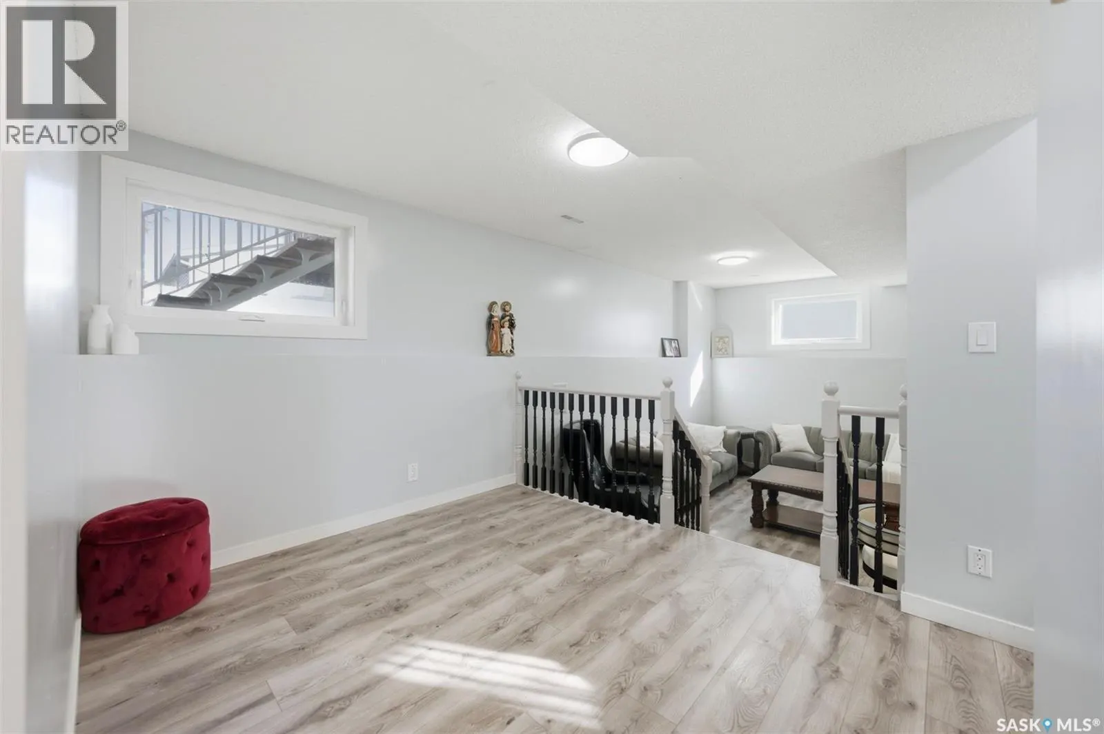 1010 Haslam CRESCENT