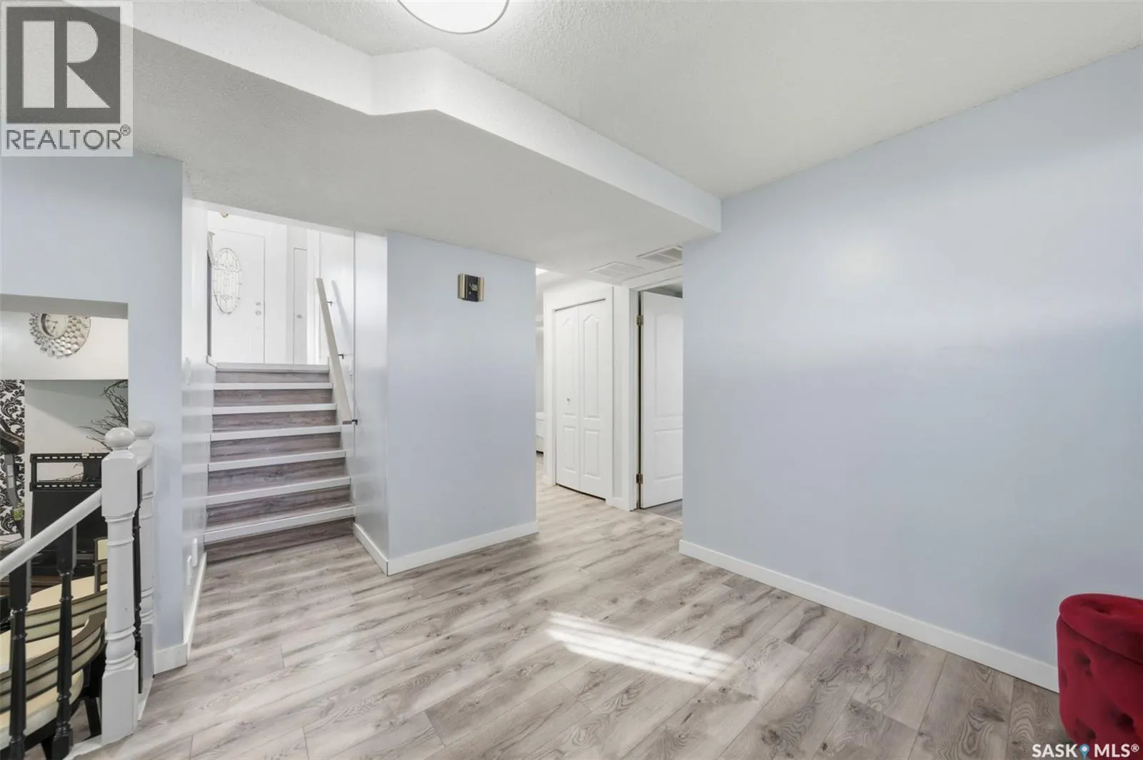 1010 Haslam CRESCENT