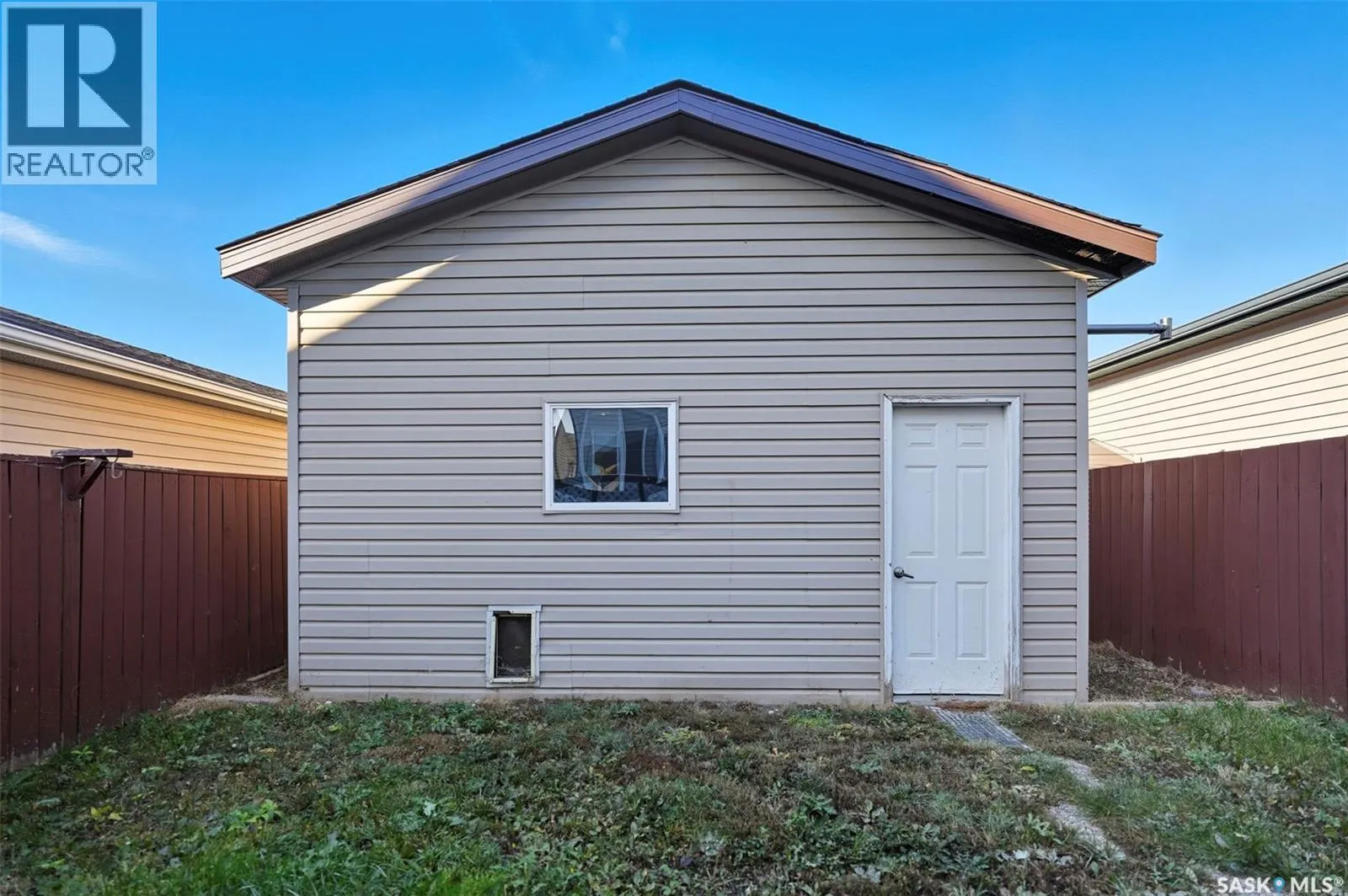475 Blakeney CRESCENT