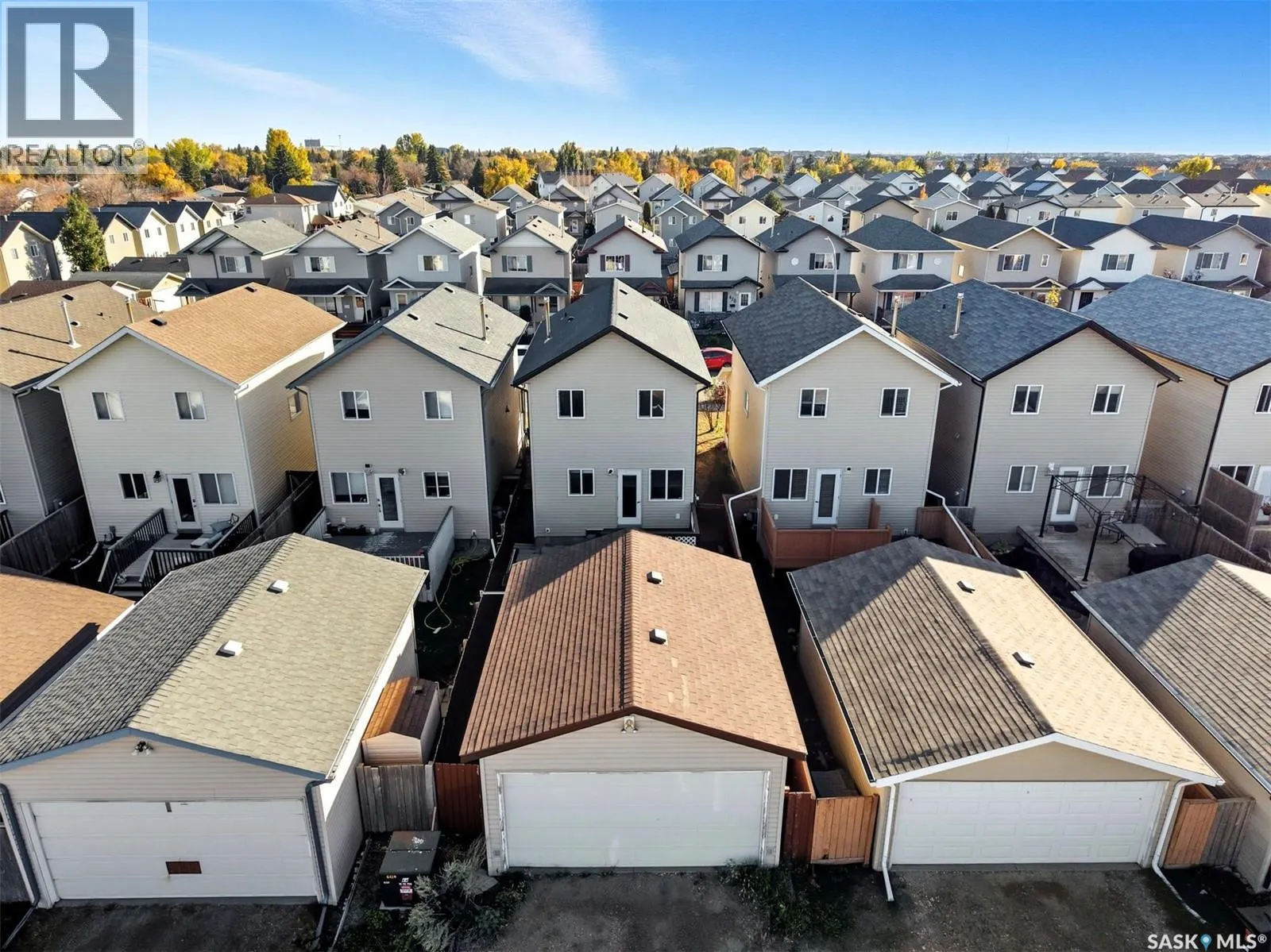 475 Blakeney CRESCENT