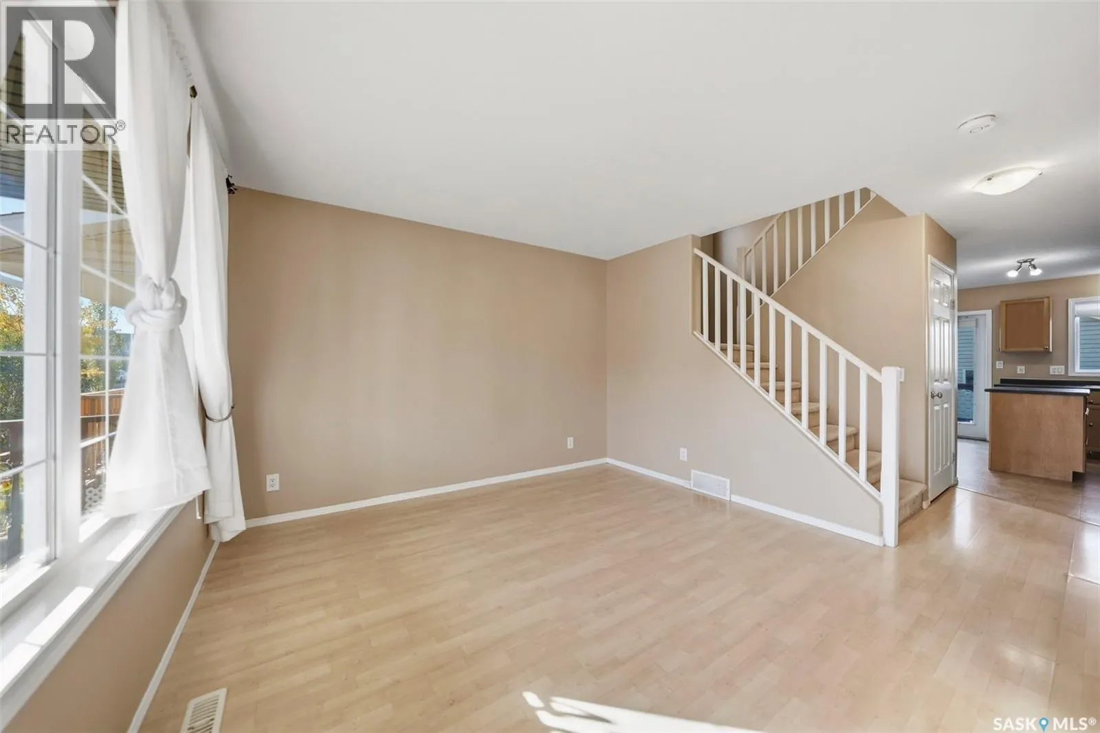 475 Blakeney CRESCENT
