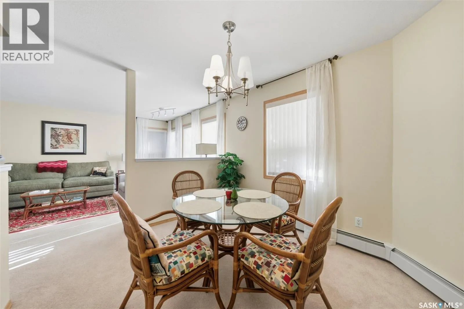 104 505 Main STREET