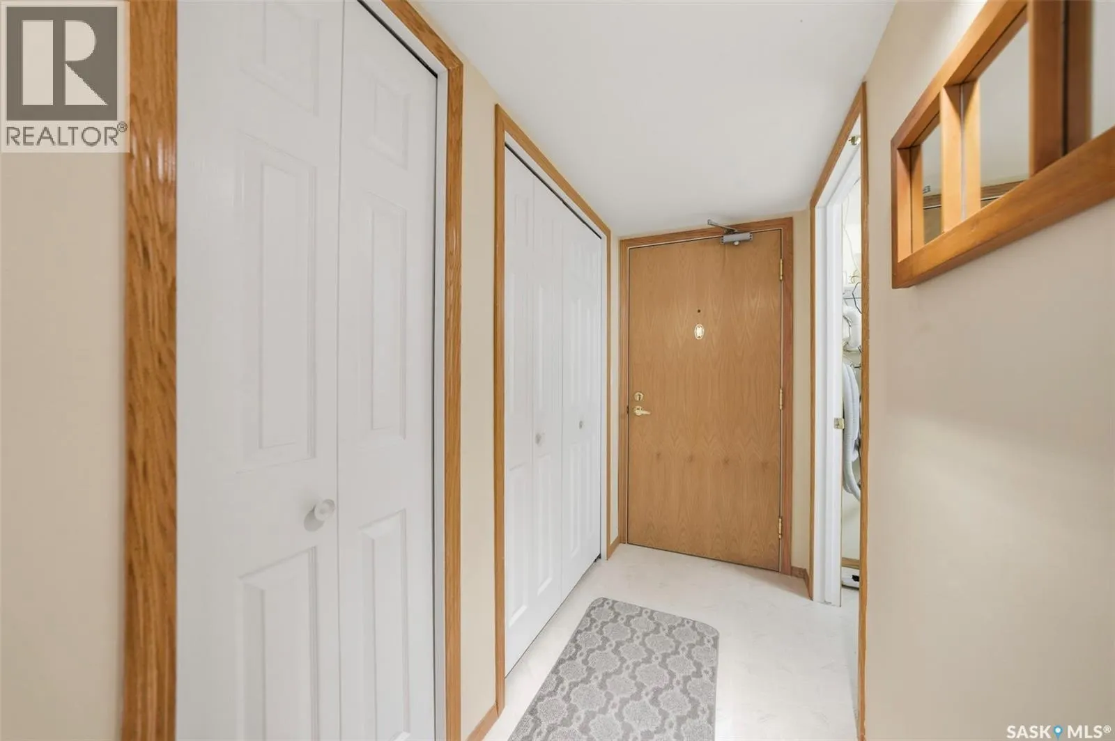 104 505 Main STREET