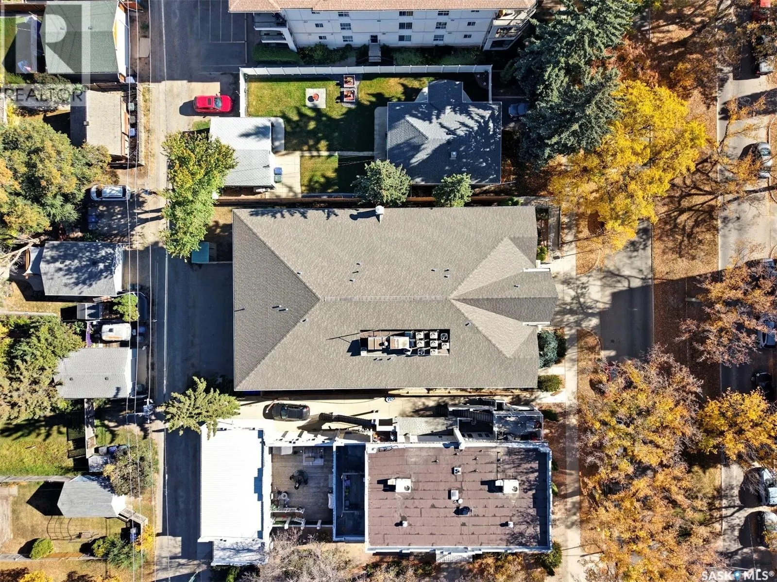 104 505 Main STREET