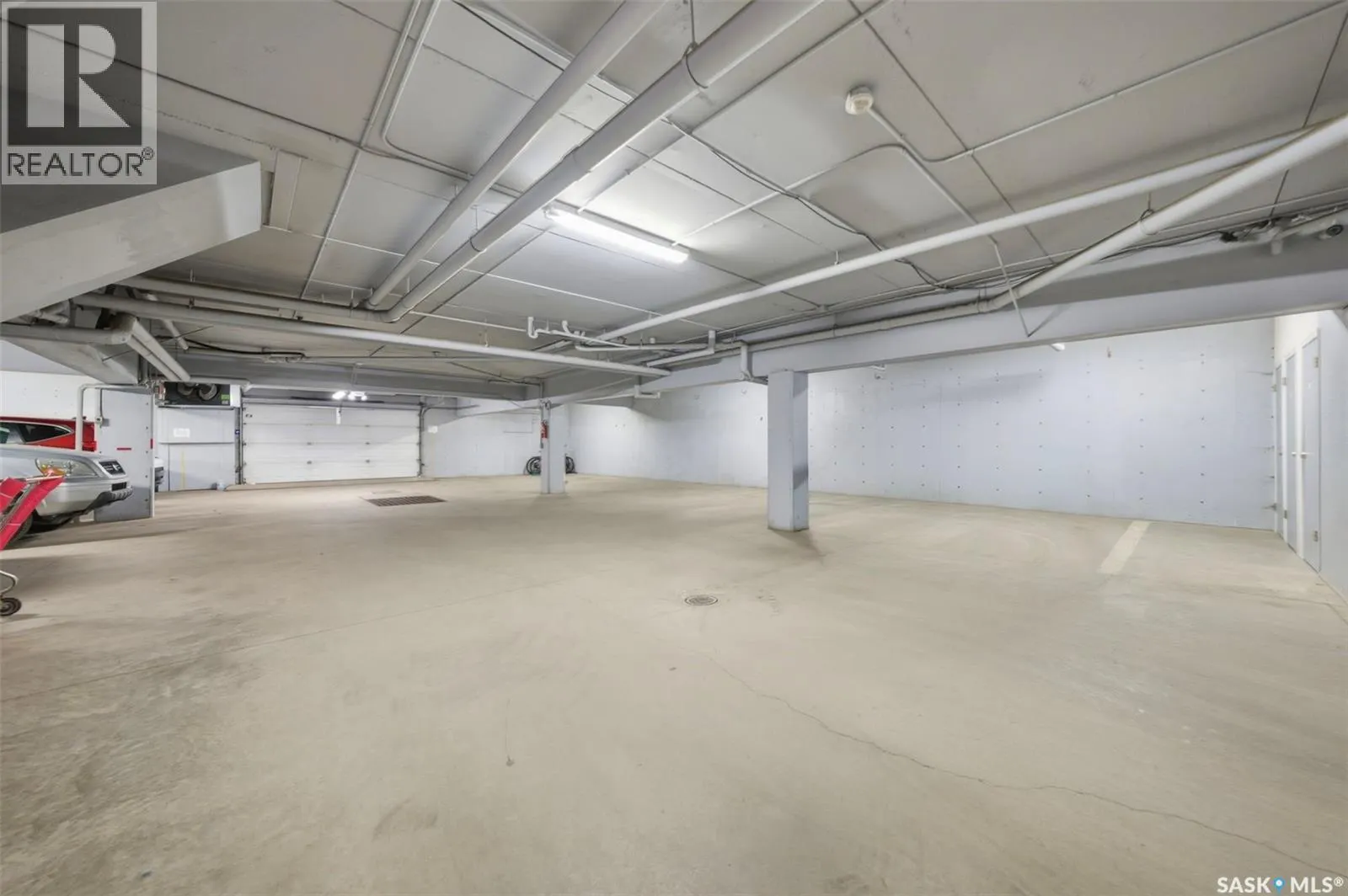 104 505 Main STREET