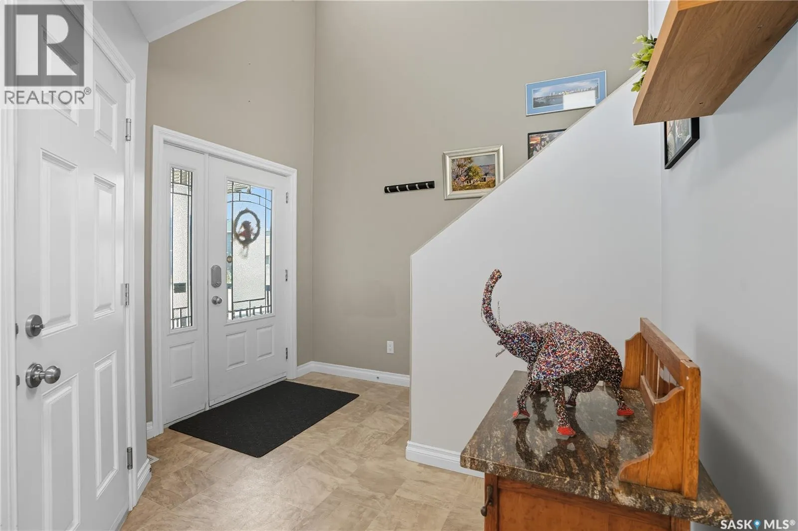 509 Maple CRESCENT