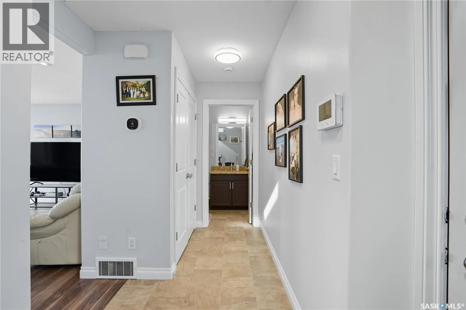 509 Maple CRESCENT