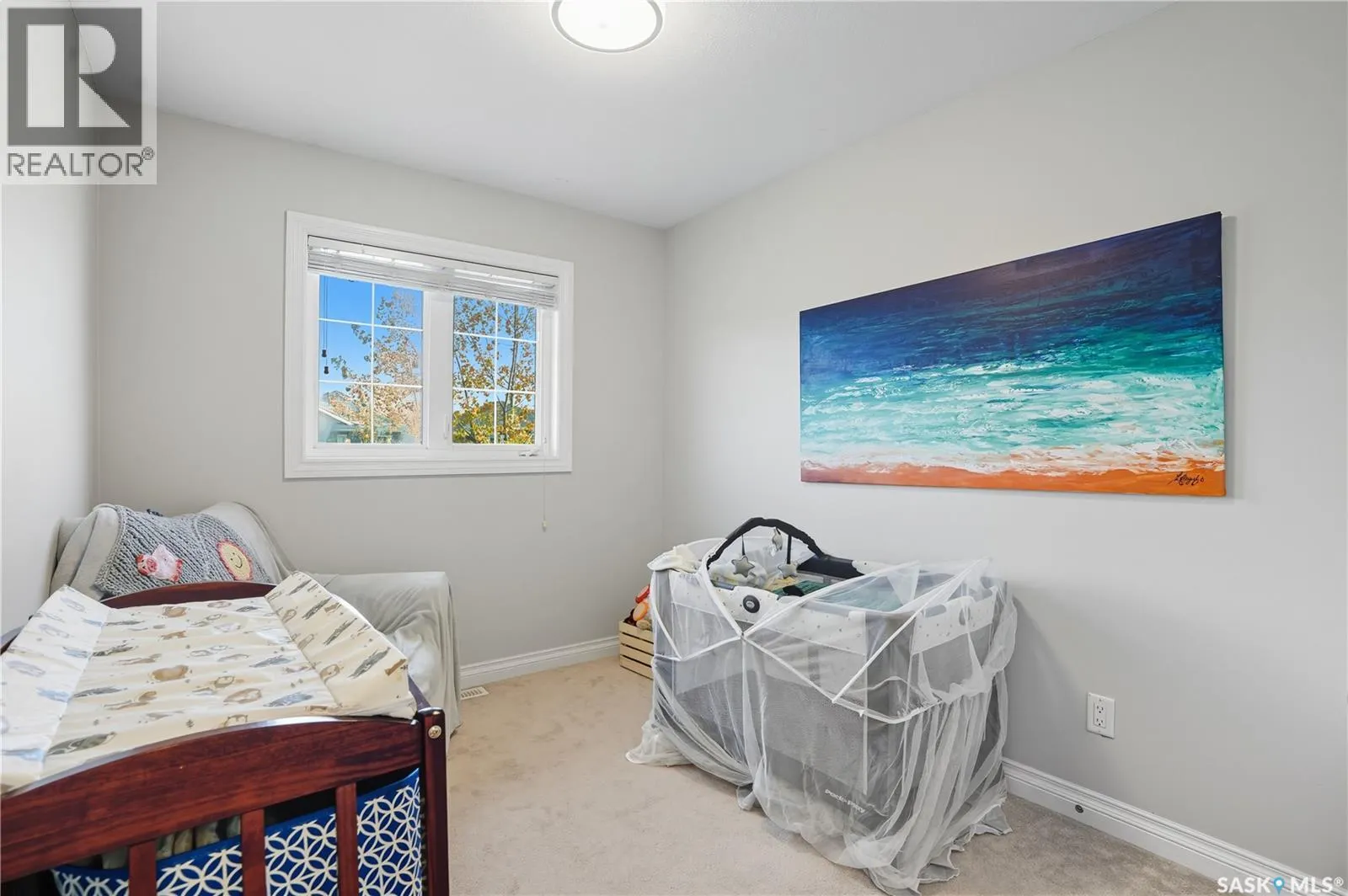 509 Maple CRESCENT