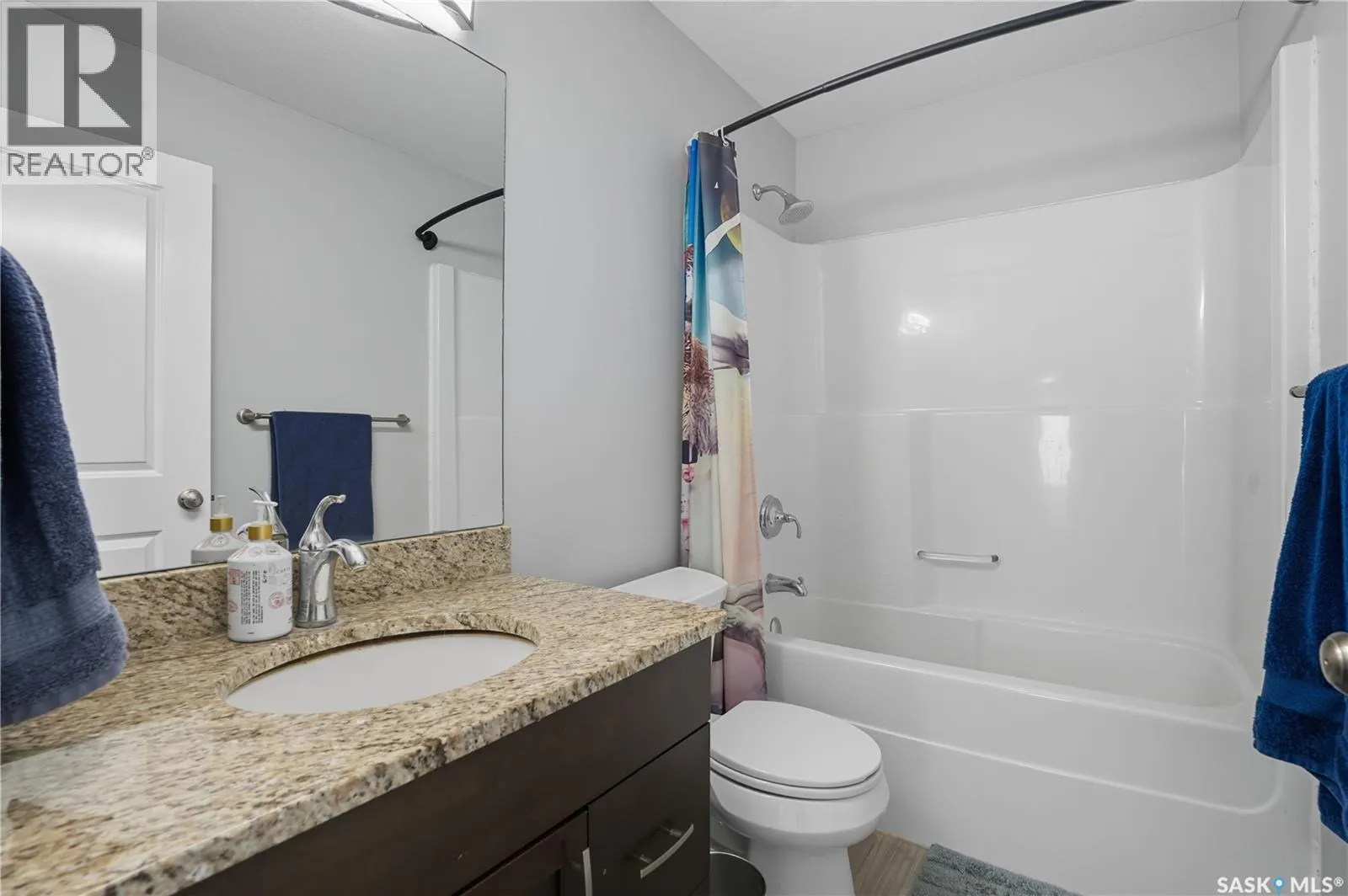 509 Maple CRESCENT