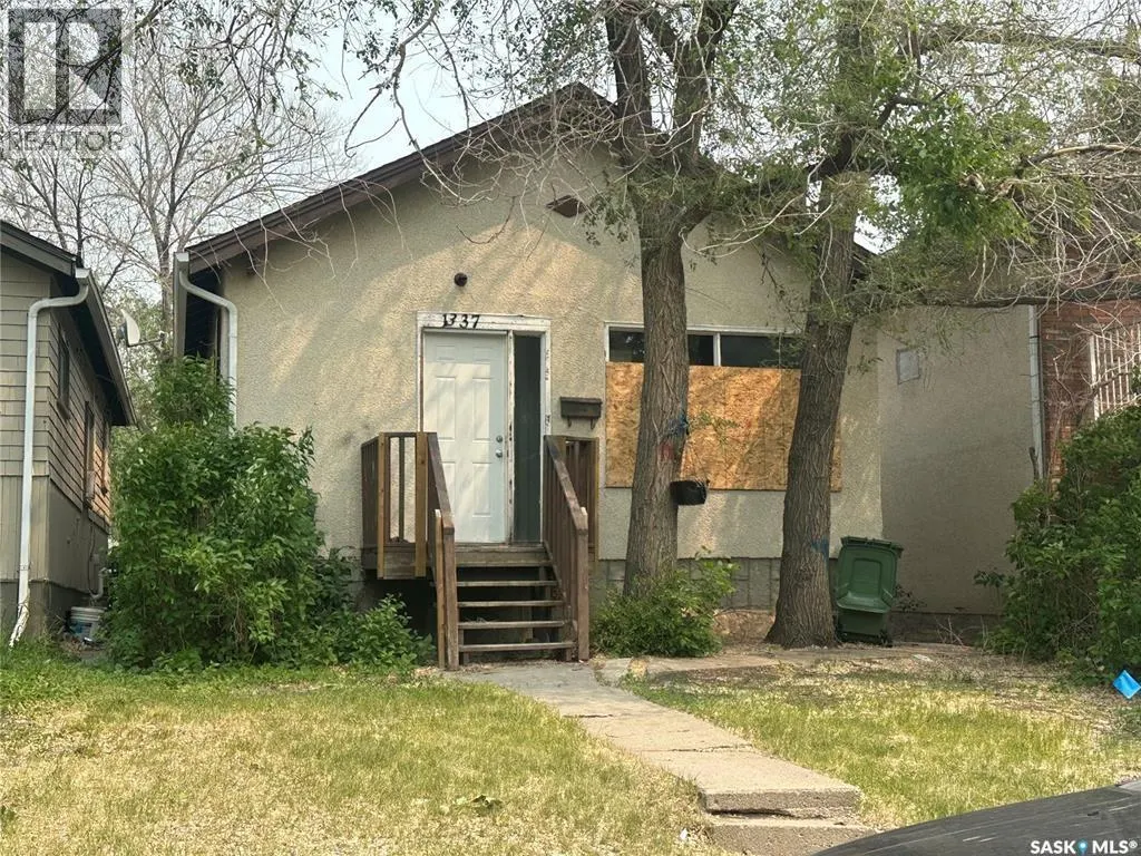 1337 Wascana STREET