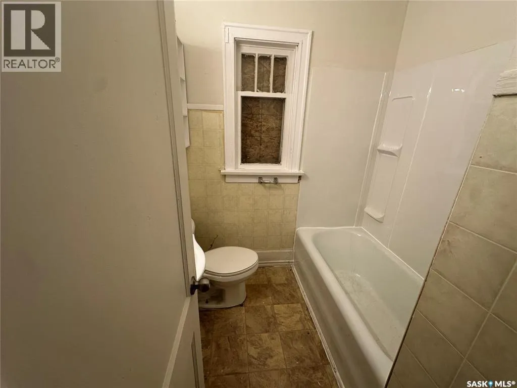 1337 Wascana STREET