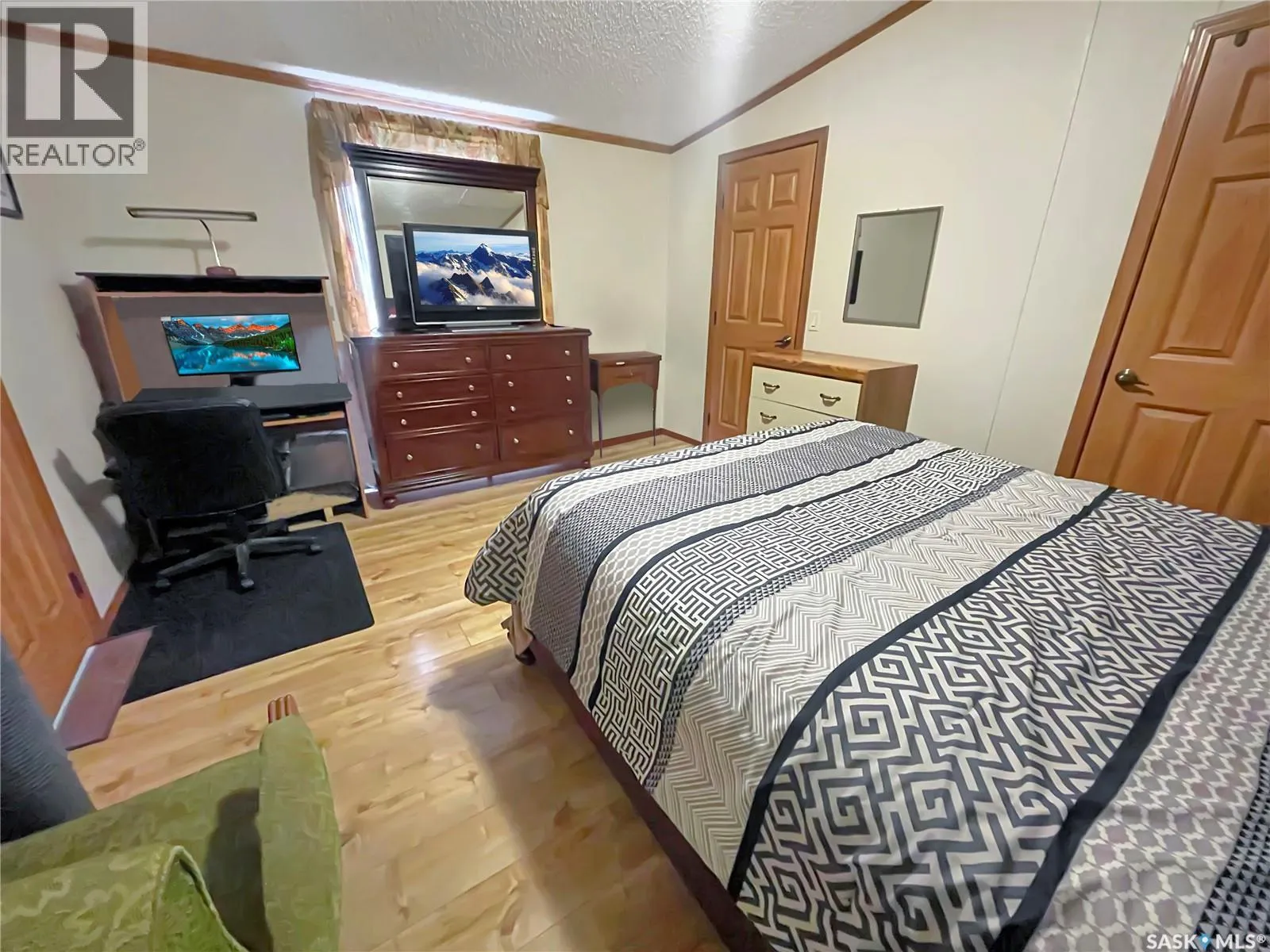 128 Prairie Sun COURT