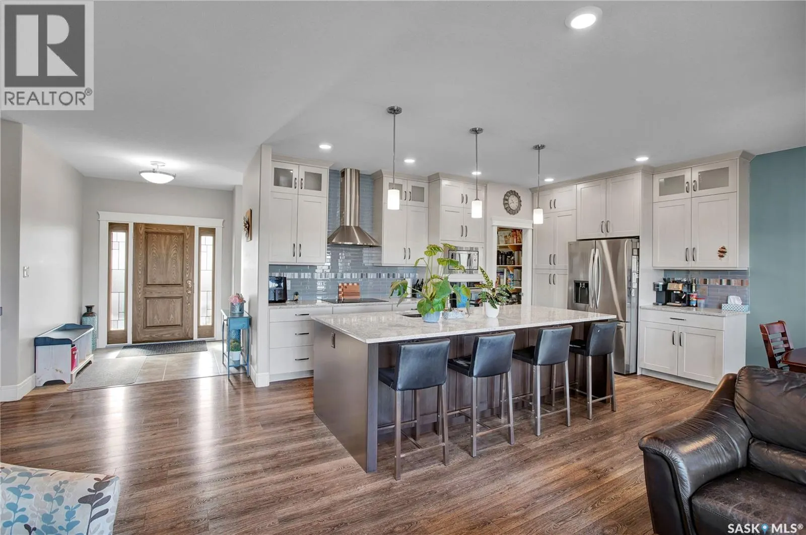 20 Parkside DRIVE