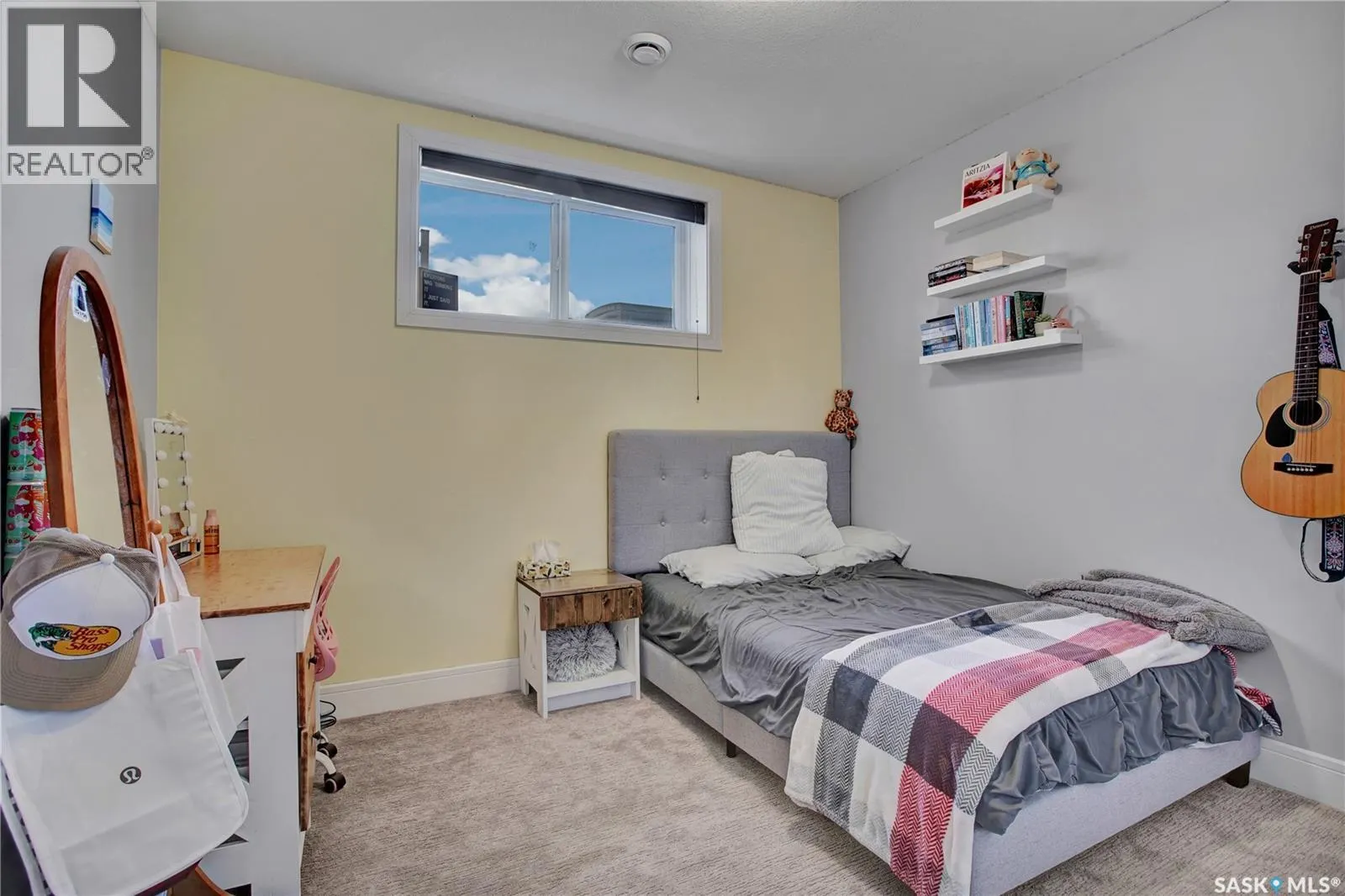 20 Parkside DRIVE