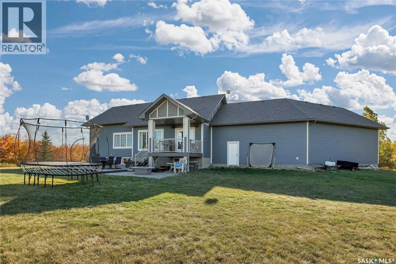 20 Parkside DRIVE