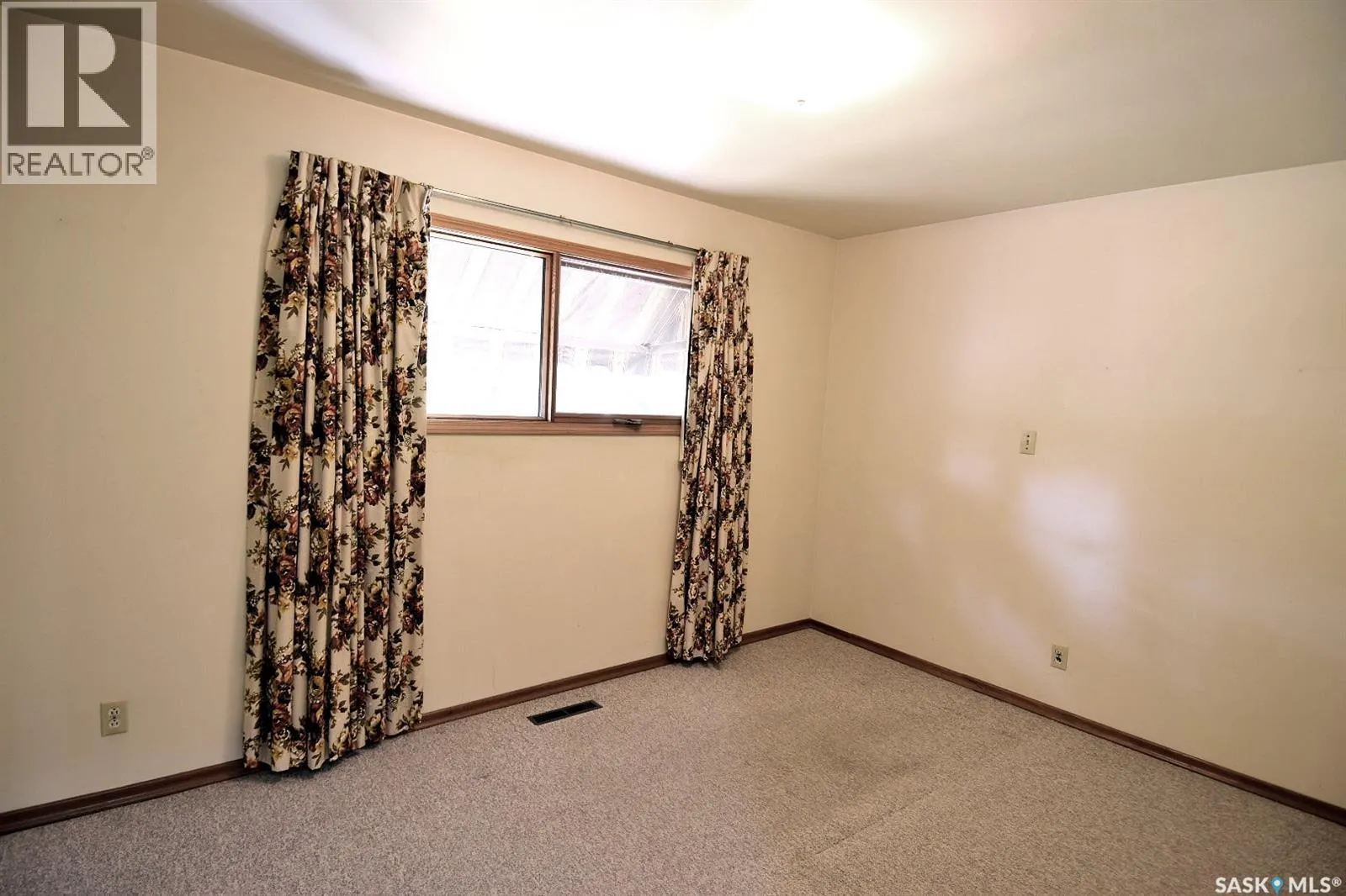 2508 Paul CRESCENT