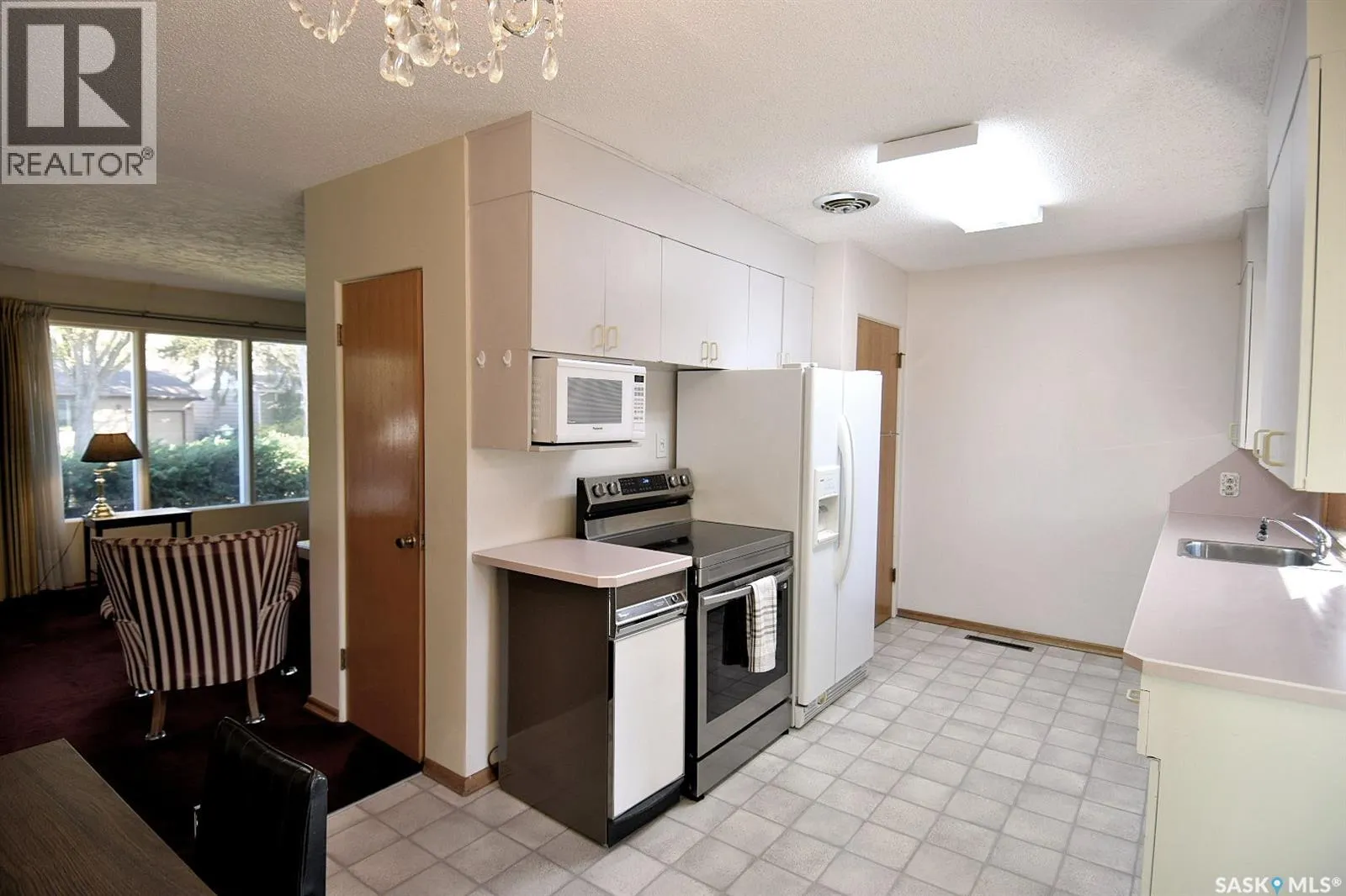 2508 Paul CRESCENT