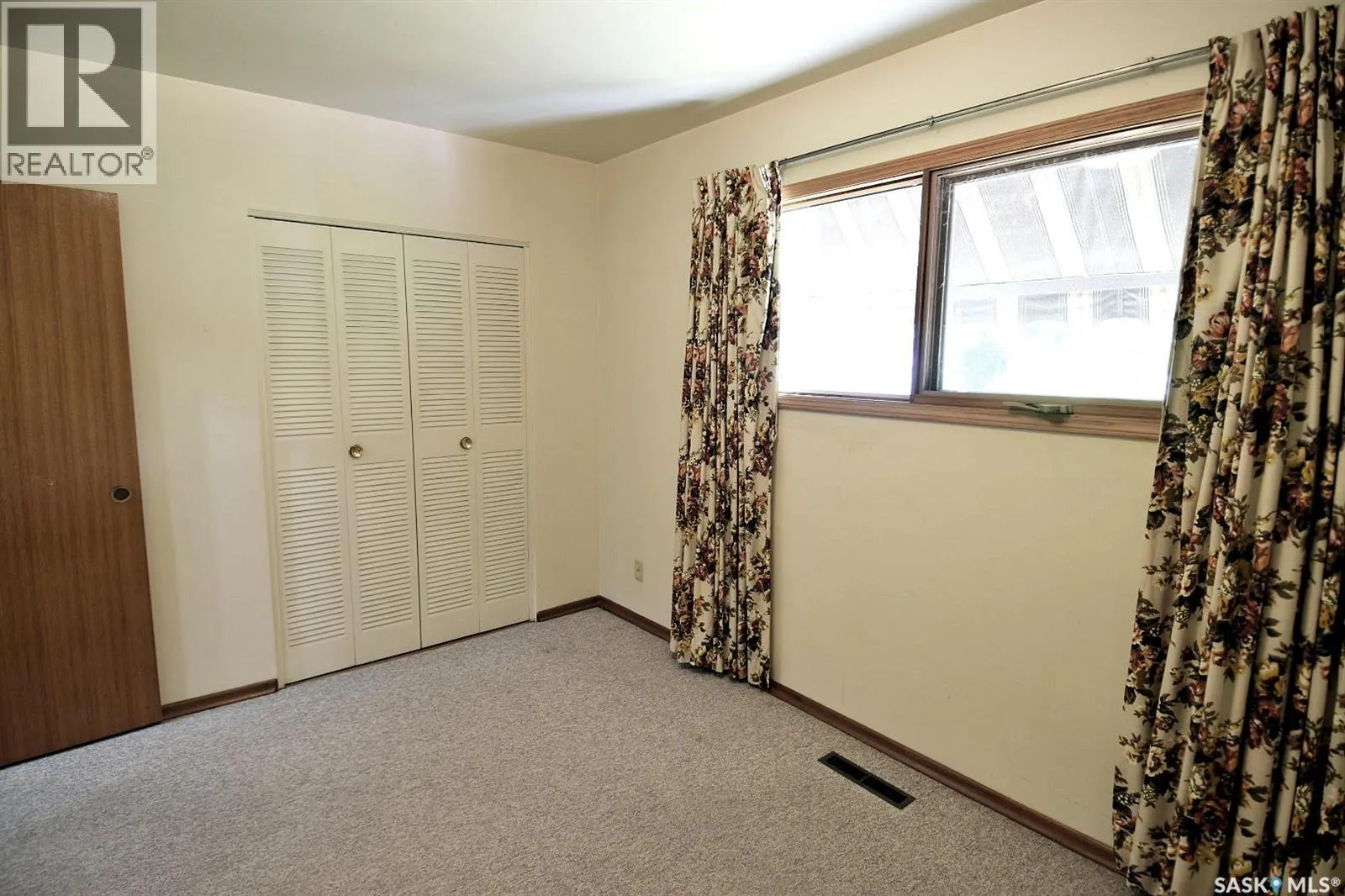 2508 Paul CRESCENT