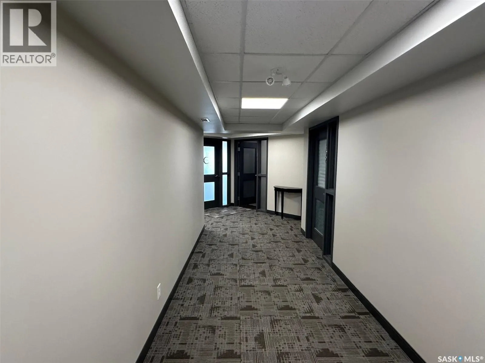 110 32 Manitoba STREET W
