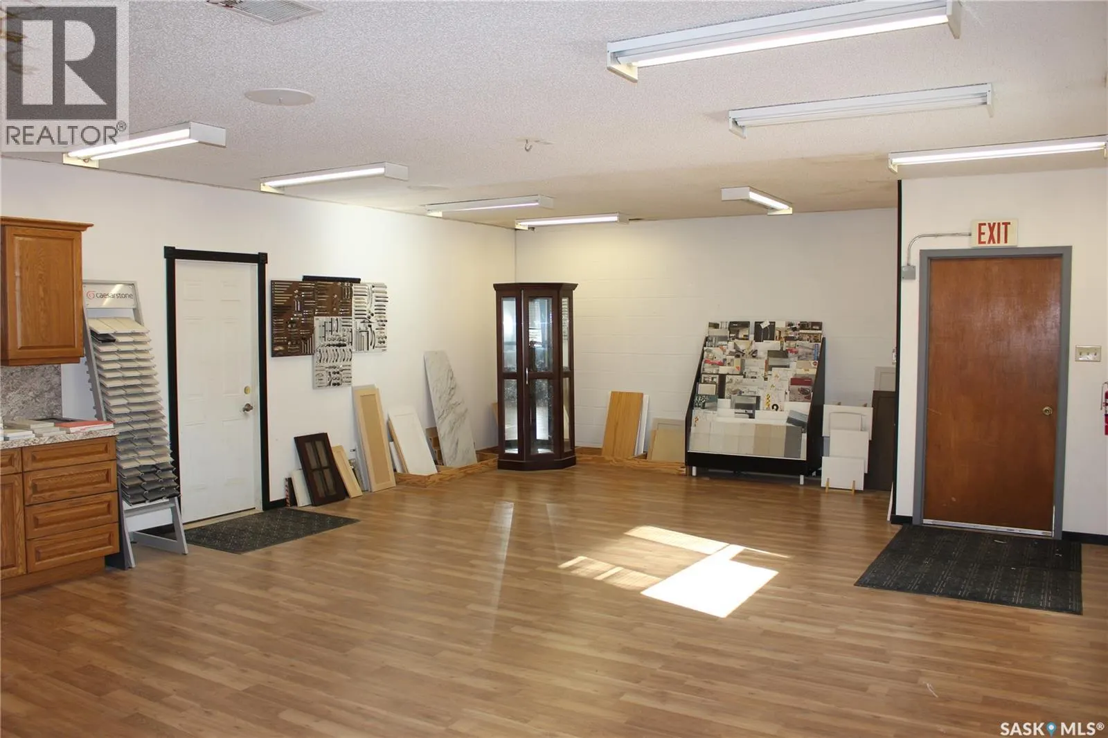 444 River STREET W