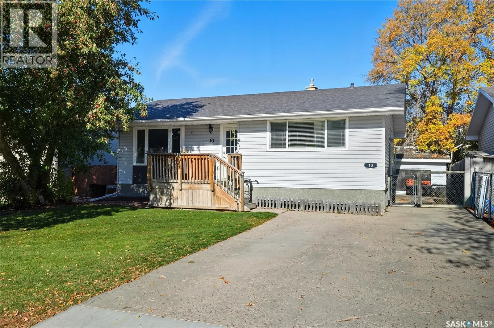 10 Milford CRESCENT