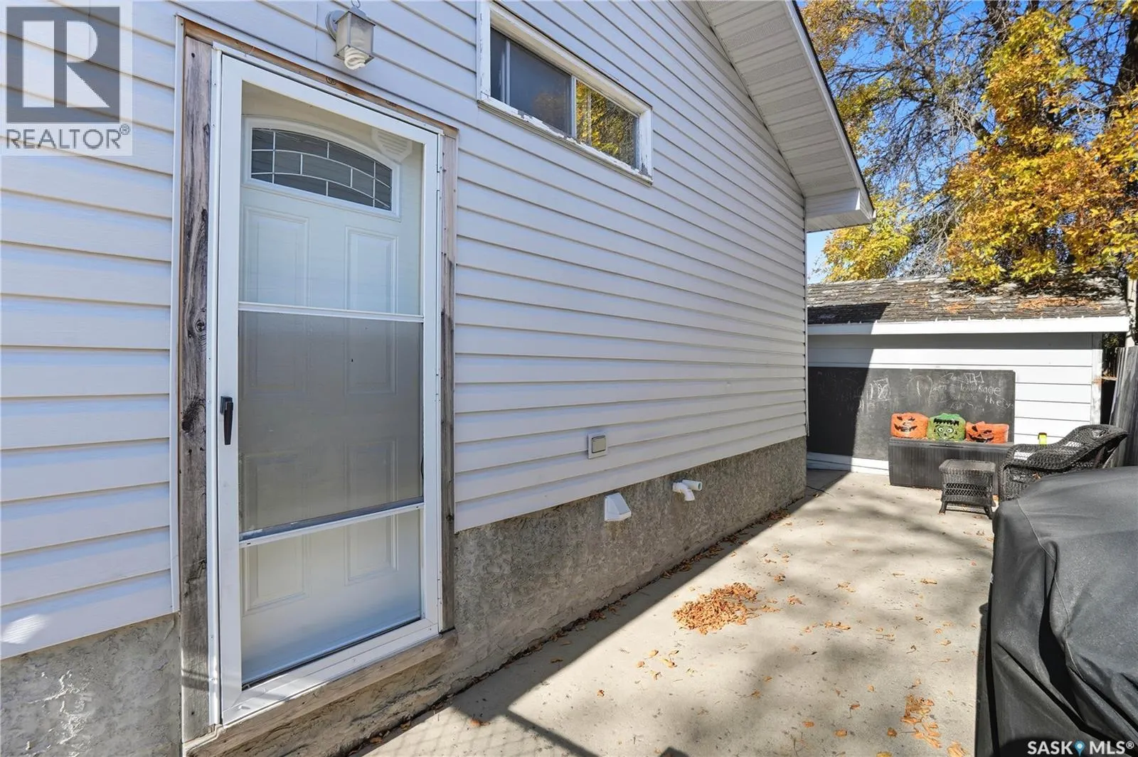 10 Milford CRESCENT