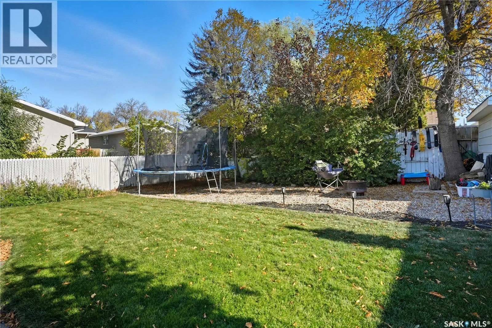 10 Milford CRESCENT