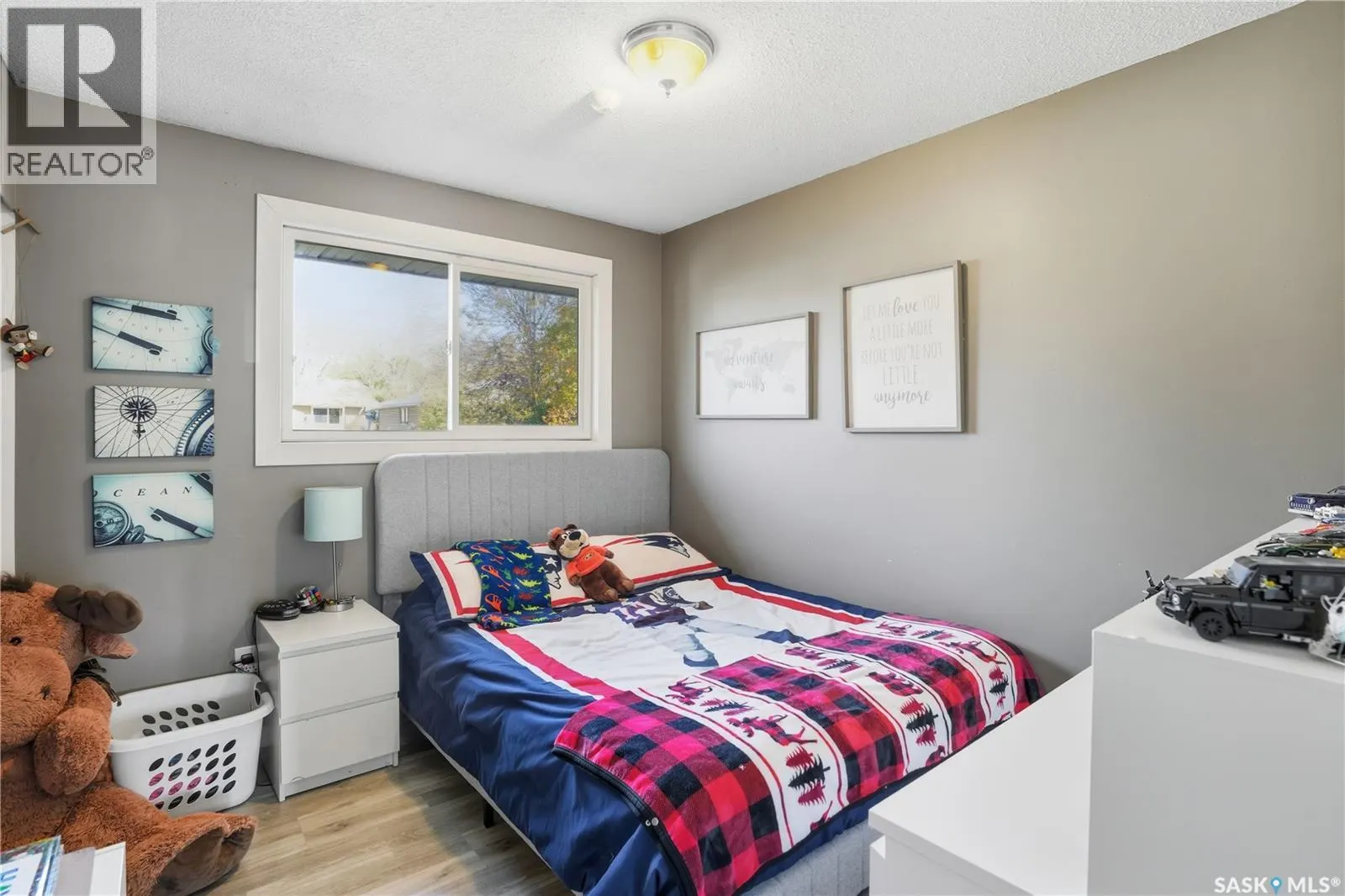 10 Milford CRESCENT