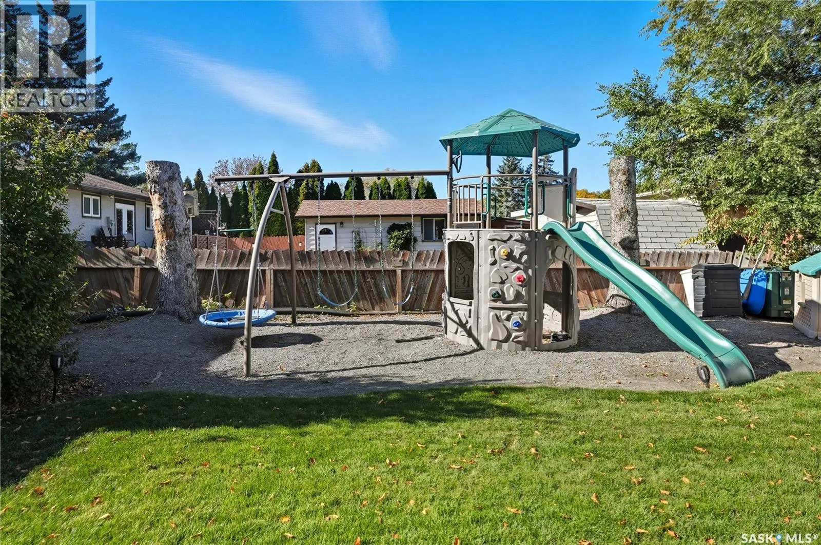 10 Milford CRESCENT