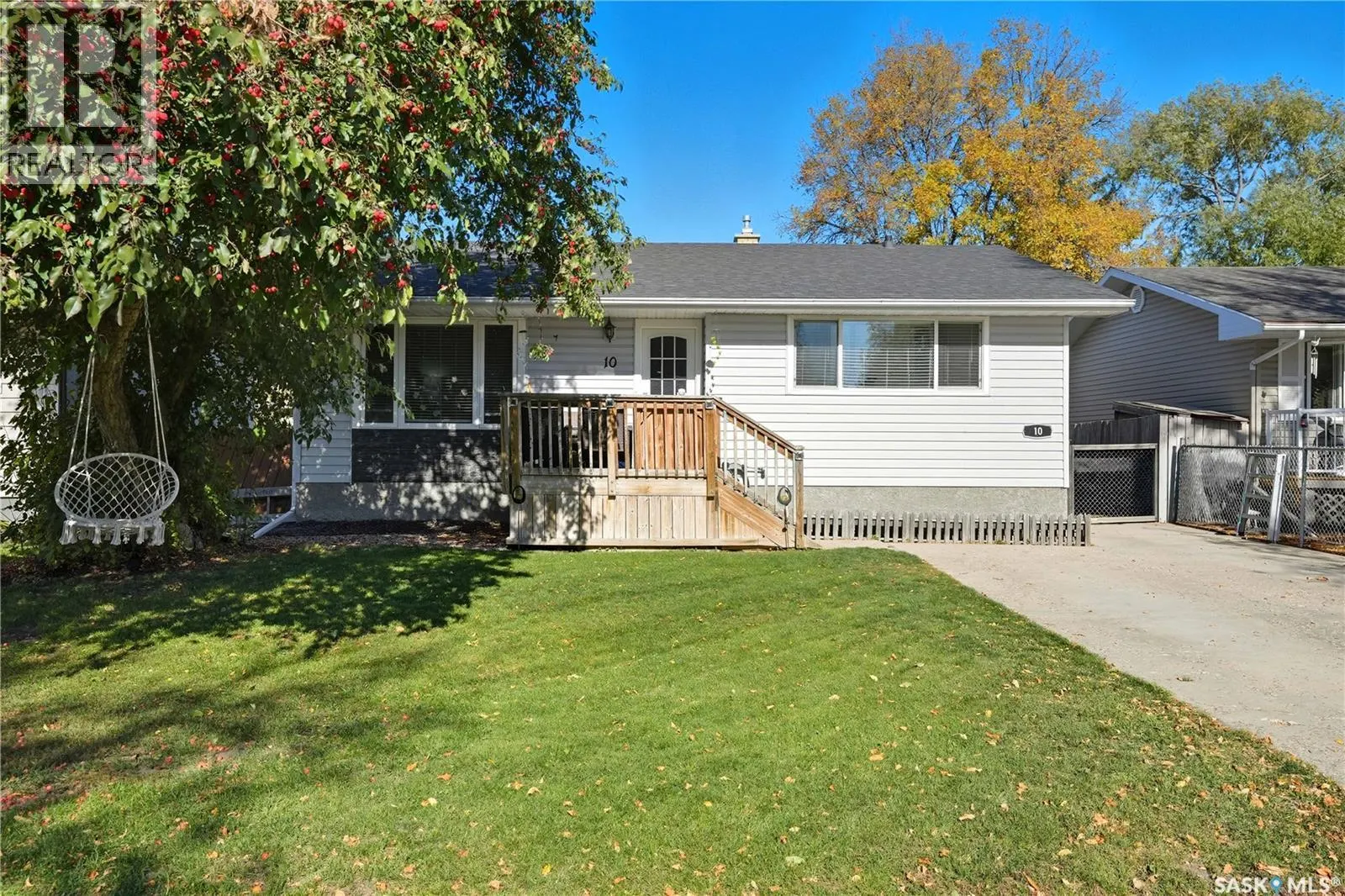 10 Milford CRESCENT