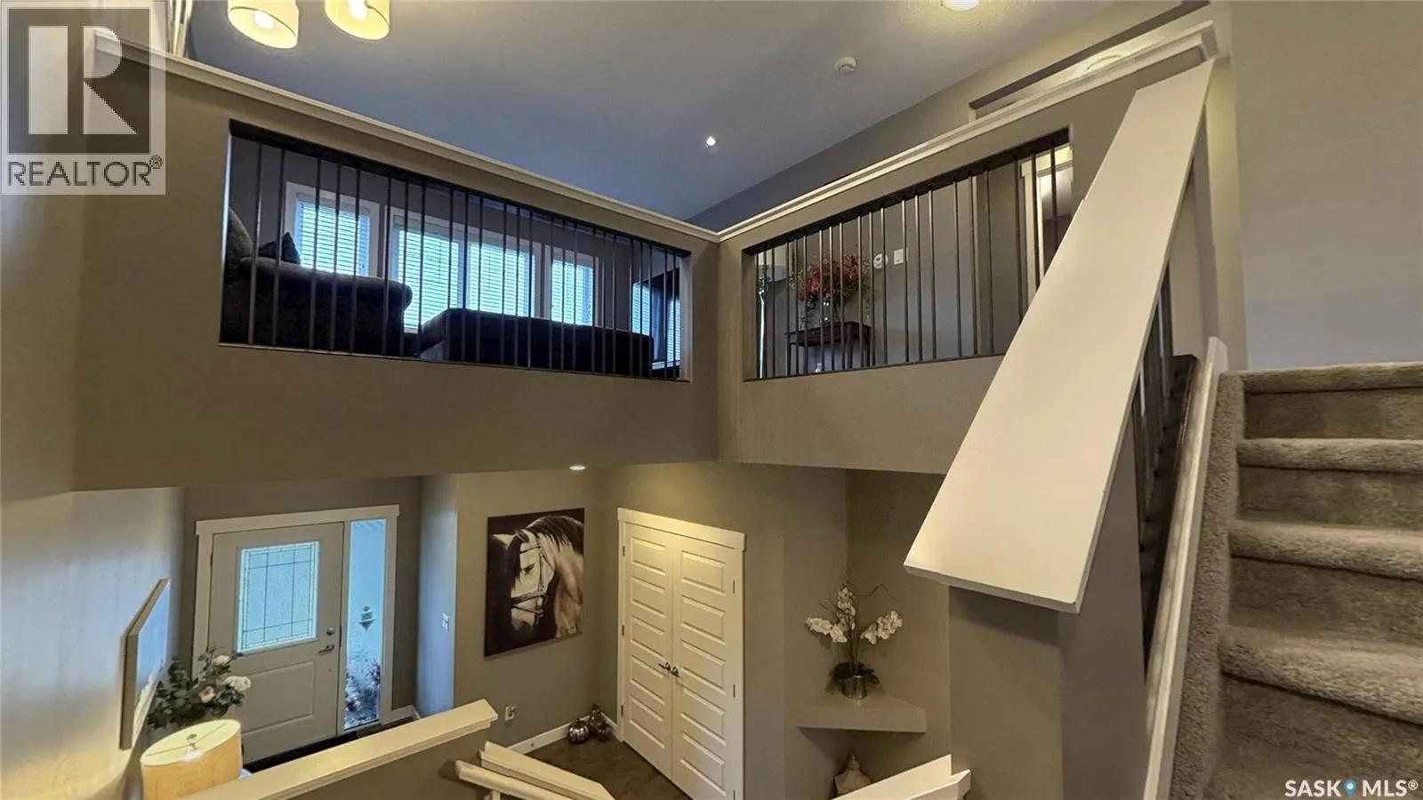423 Flynn LANE