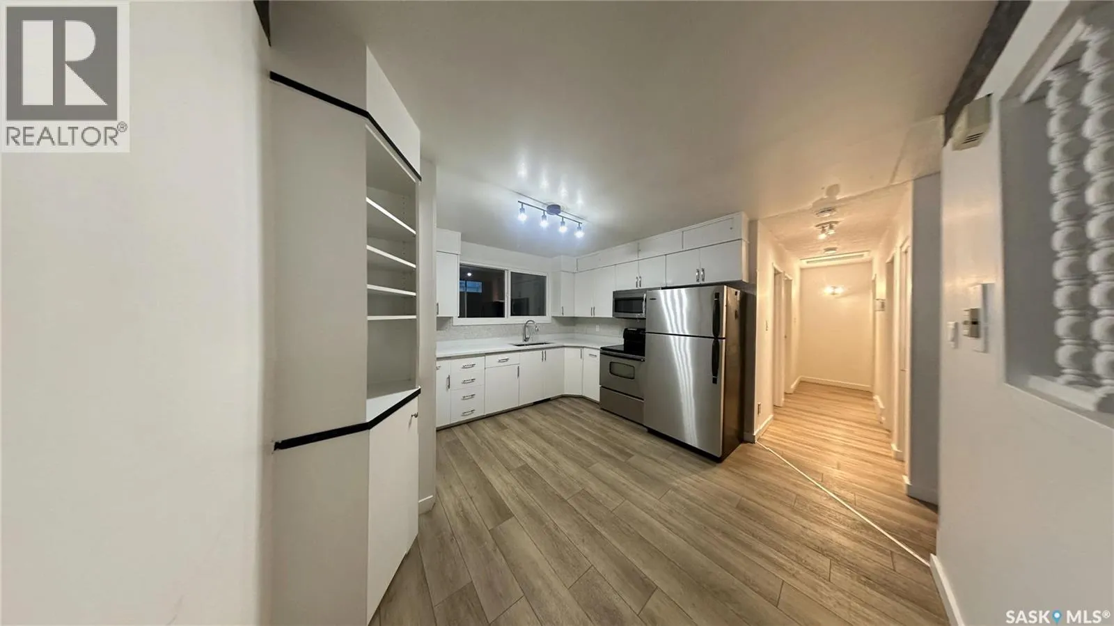 41 Cartier CRESCENT