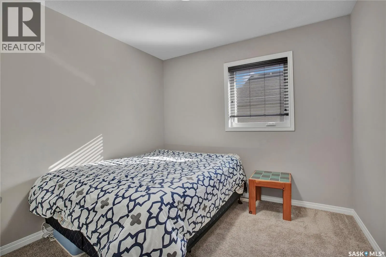 609 Reimer ROAD