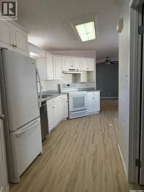 498 1ST STREET W