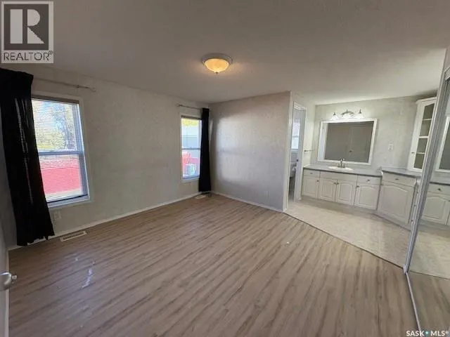 498 1ST STREET W