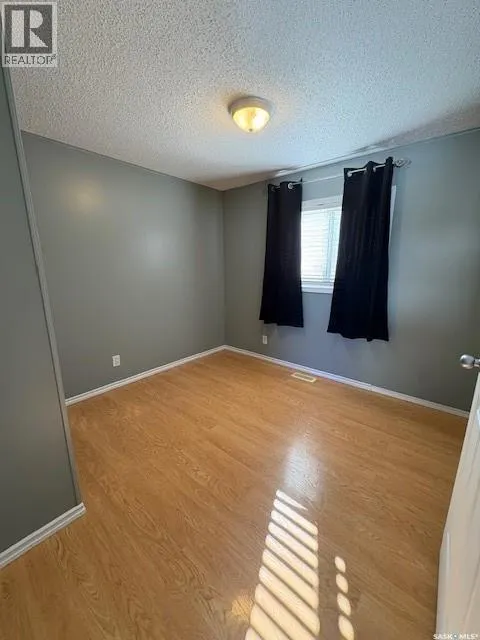 498 1ST STREET W