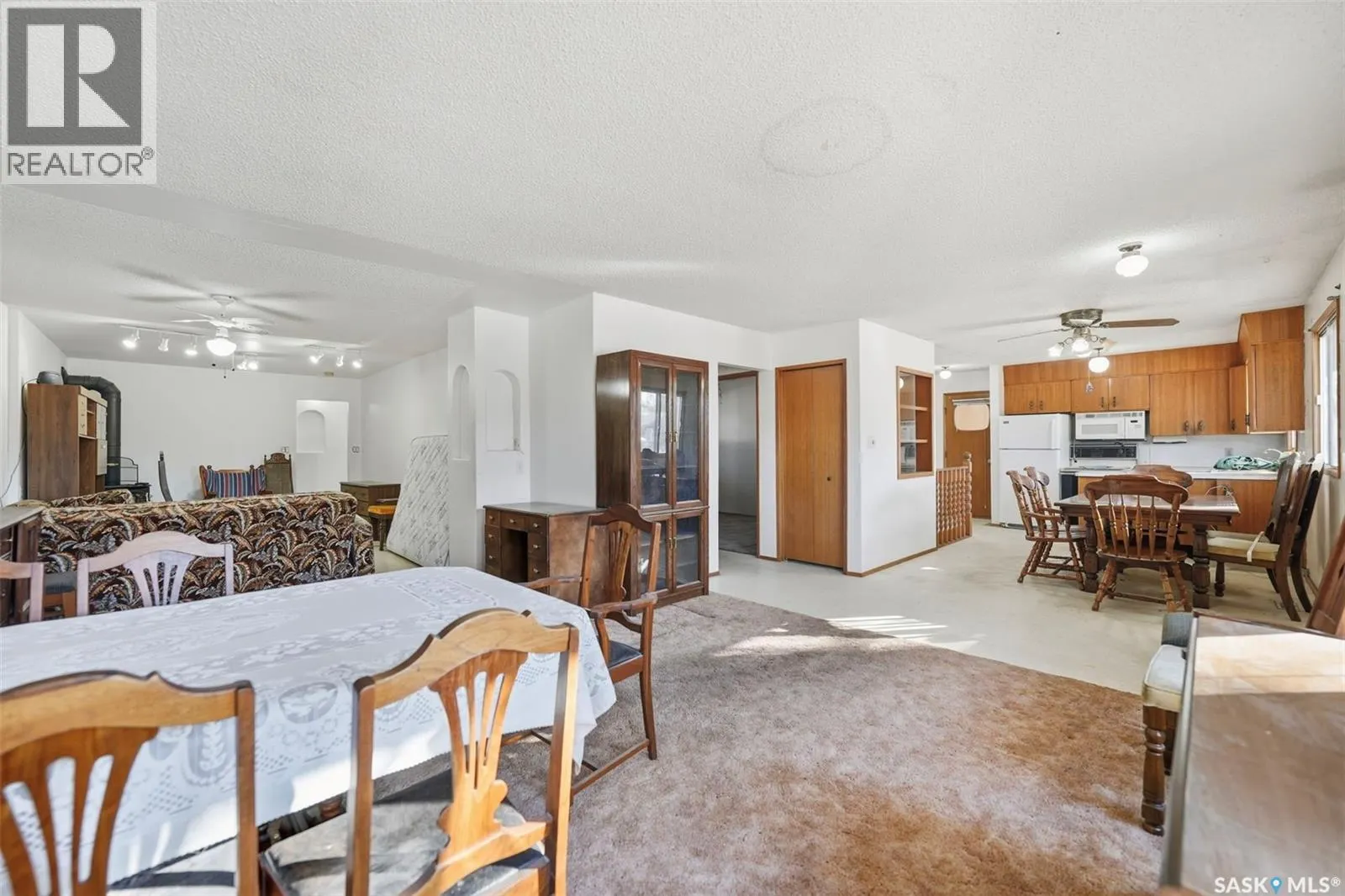117 3rd STREET E