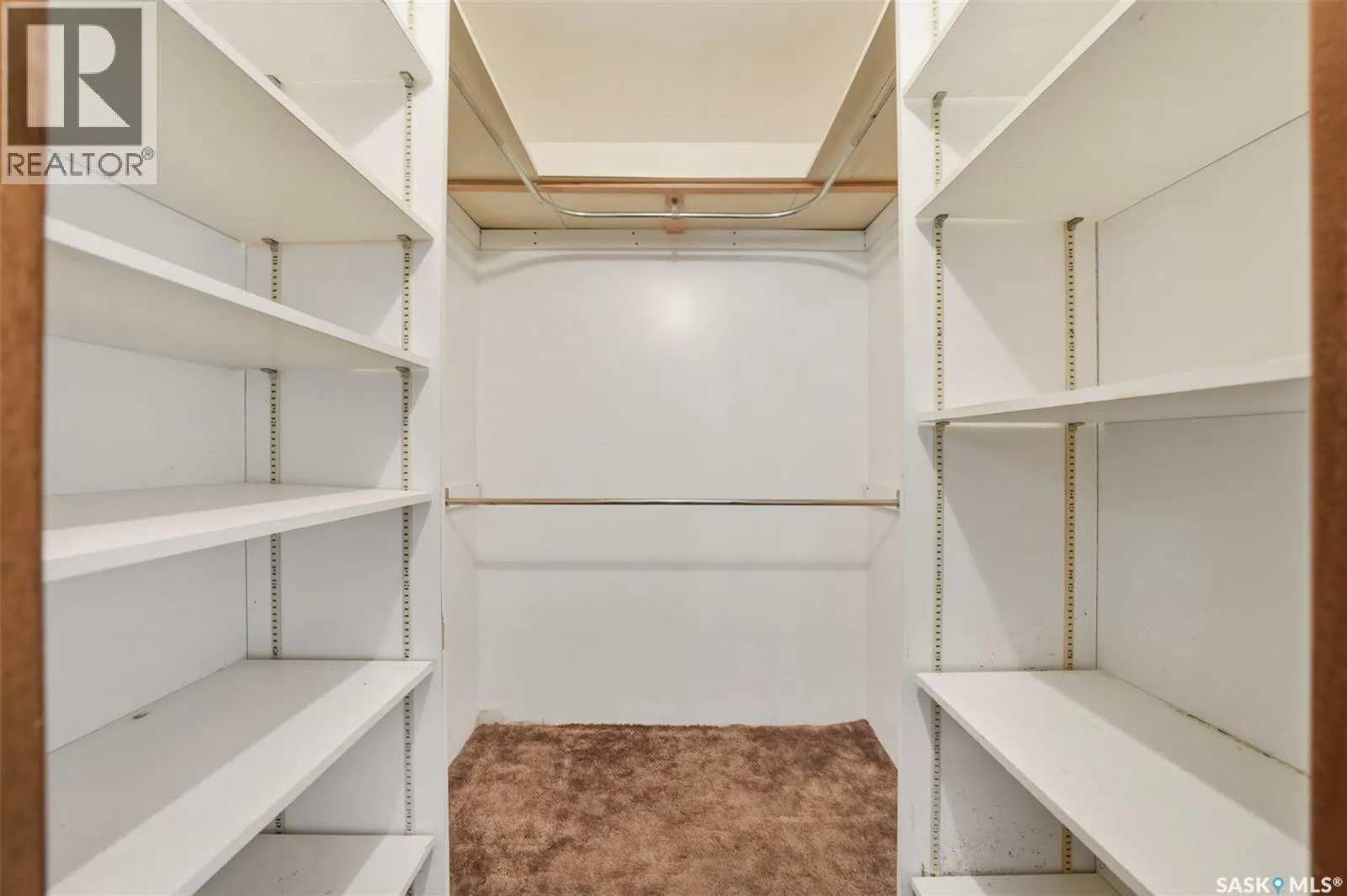 117 3rd STREET E