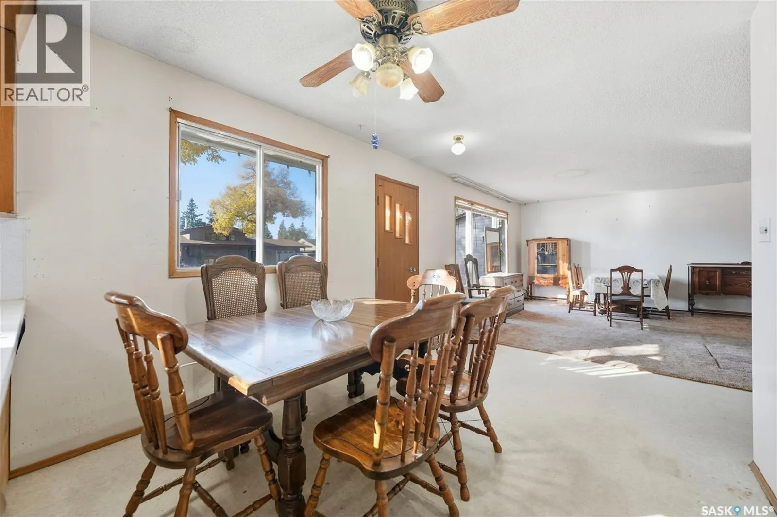 117 3rd STREET E