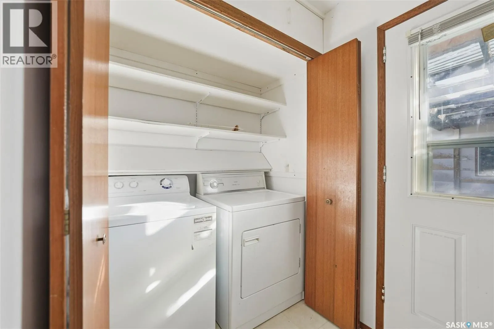 117 3rd STREET E