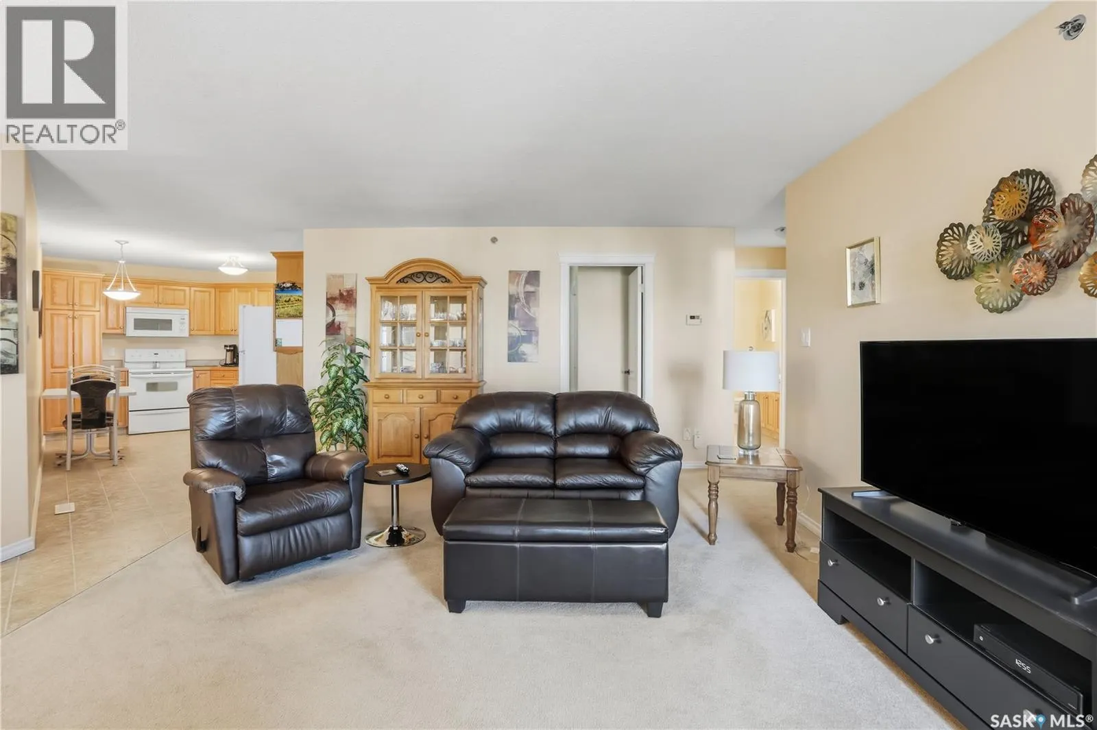 411 2909 Arens ROAD E