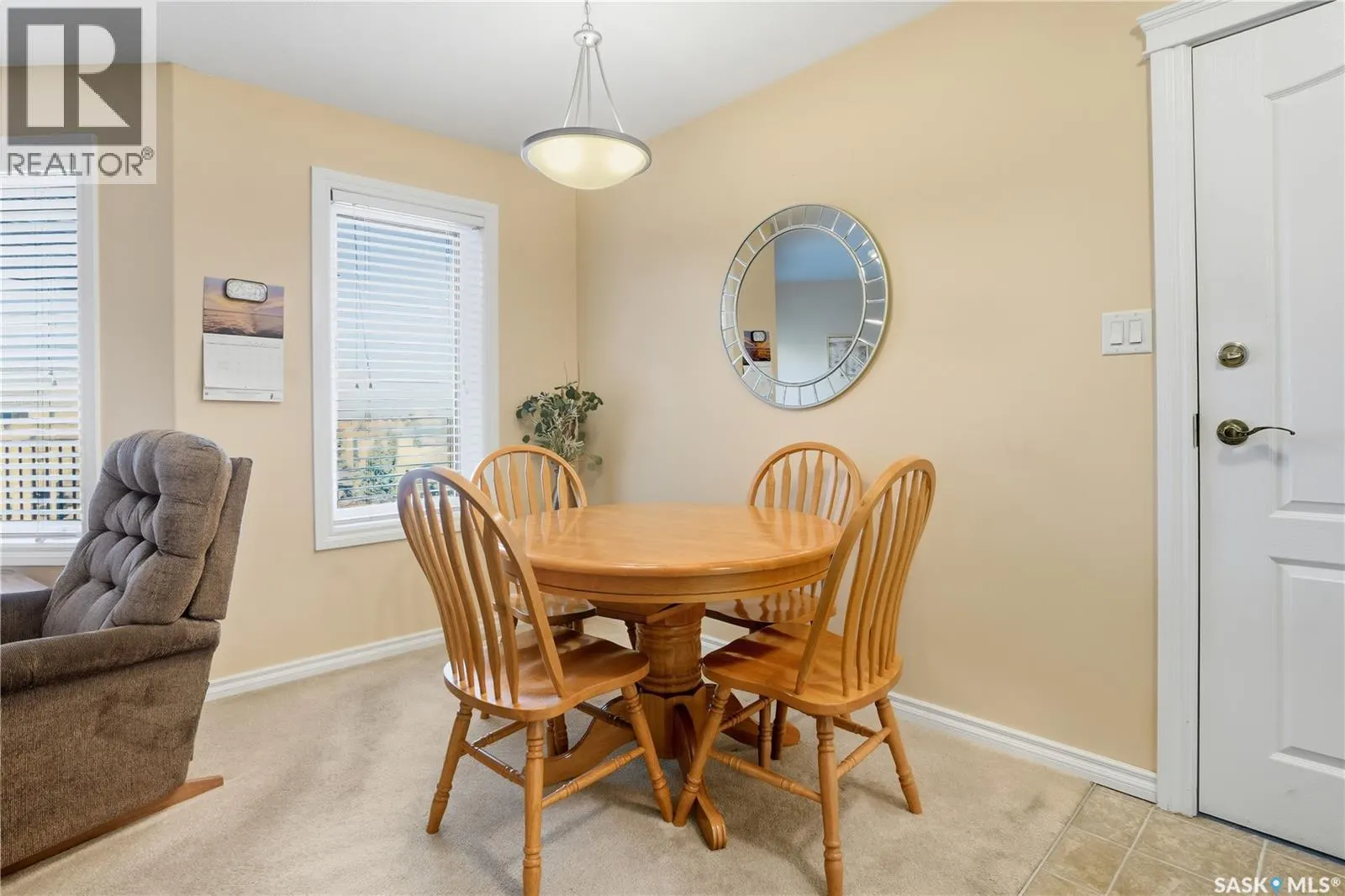 411 2909 Arens ROAD E