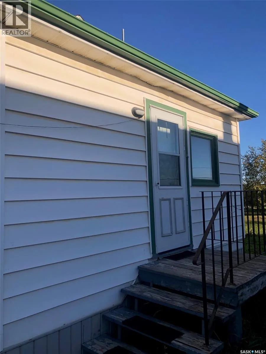 26 2nd AVENUE NE